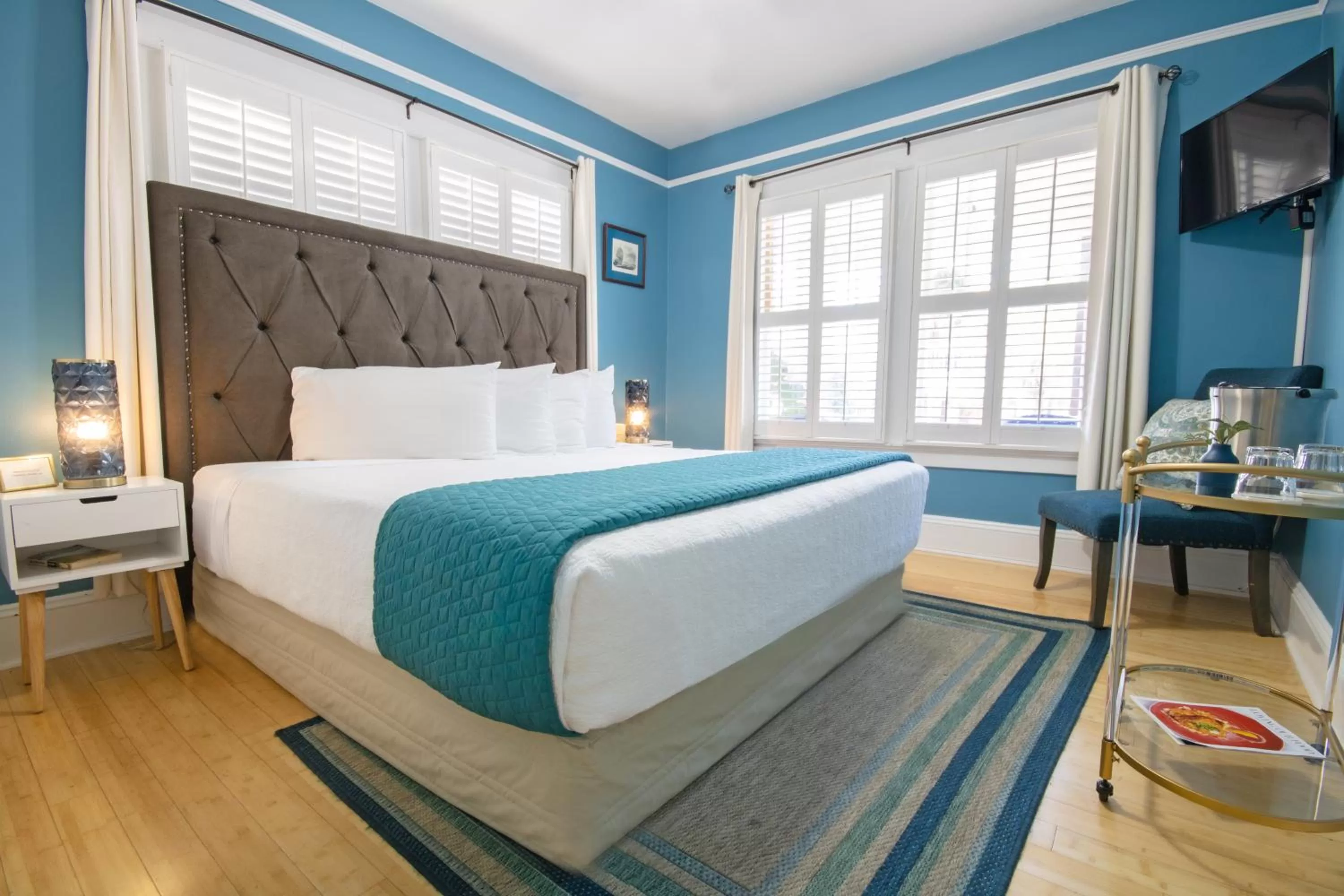 Bed in Hemingway House Bed and Breakfast