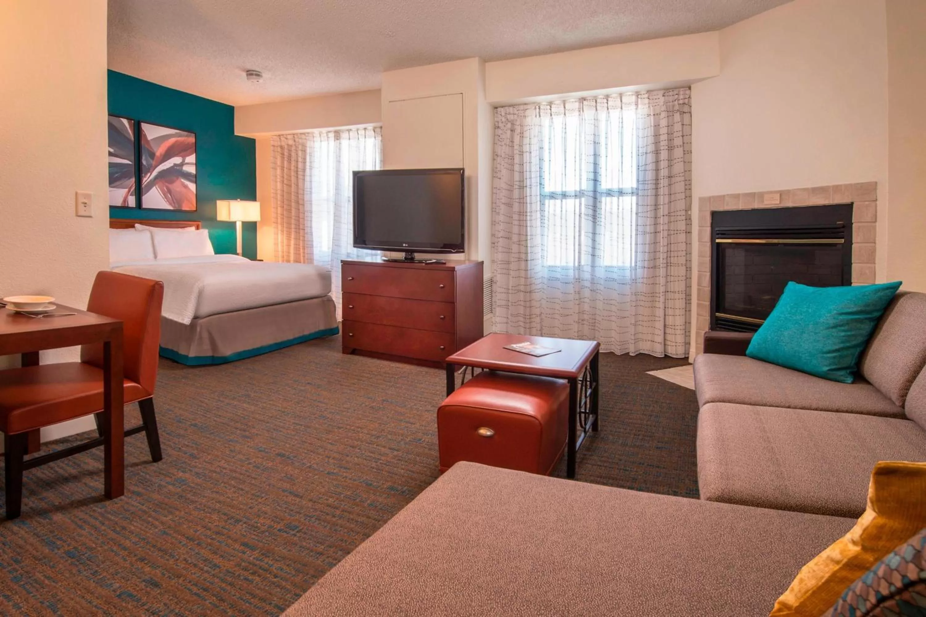 Photo of the whole room, Bed in Residence Inn Fairfax Merrifield