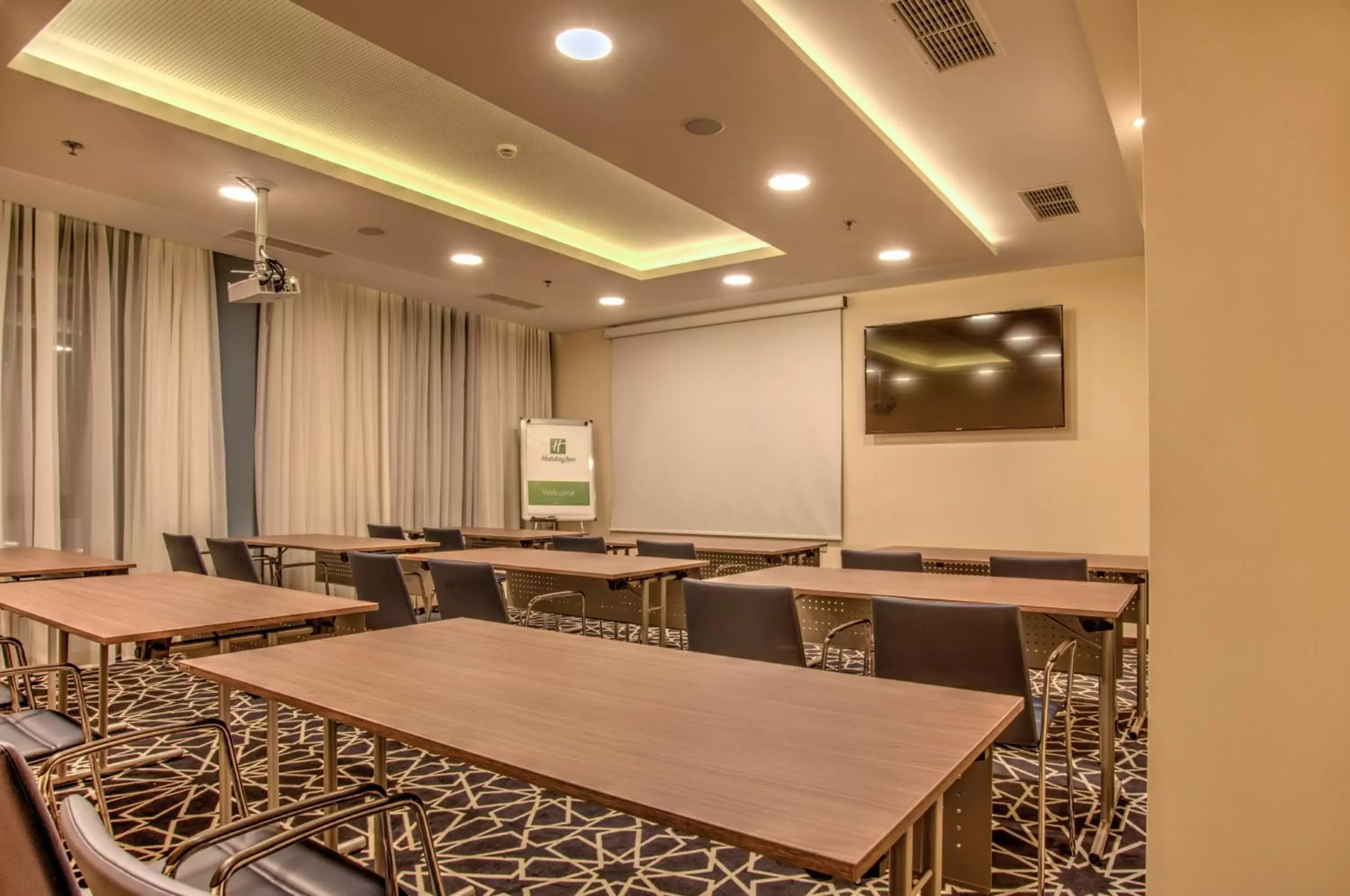 Meeting/conference room in Holiday Inn Plovdiv, an IHG Hotel