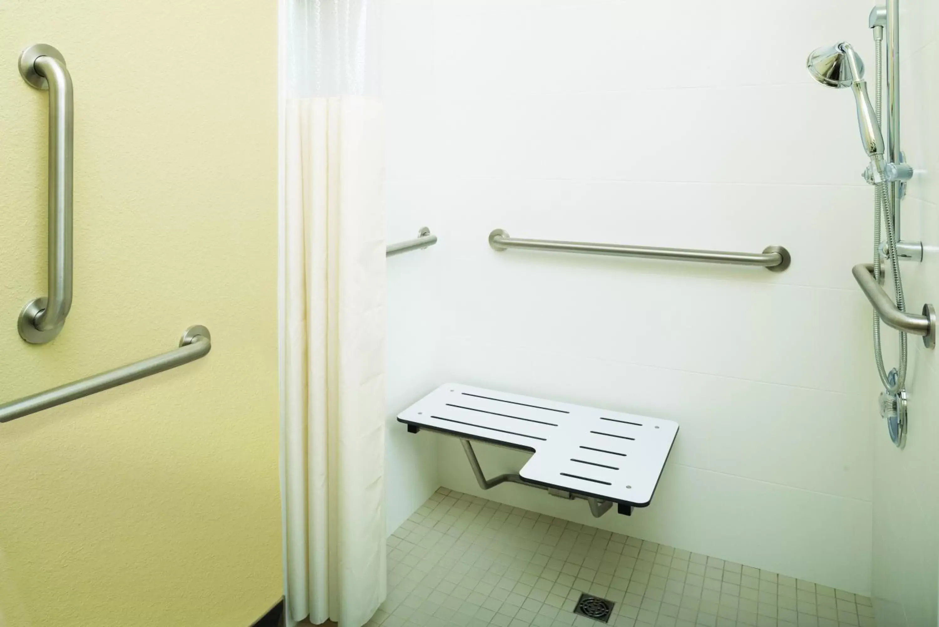 Bathroom in La Quinta by Wyndham Gillette Bathroom in La Quinta by Wyndham Gillette