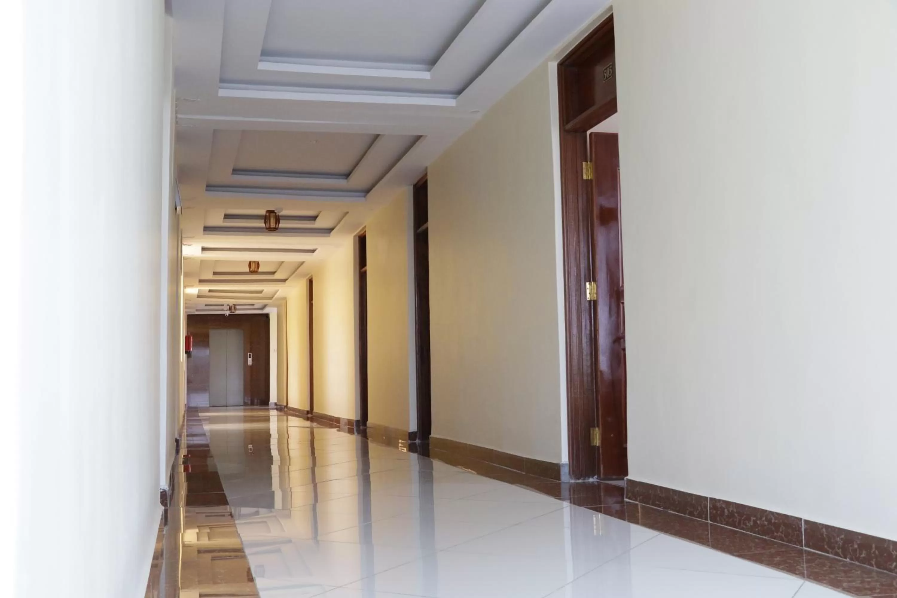 Claire de Lune Moonlight Hotel