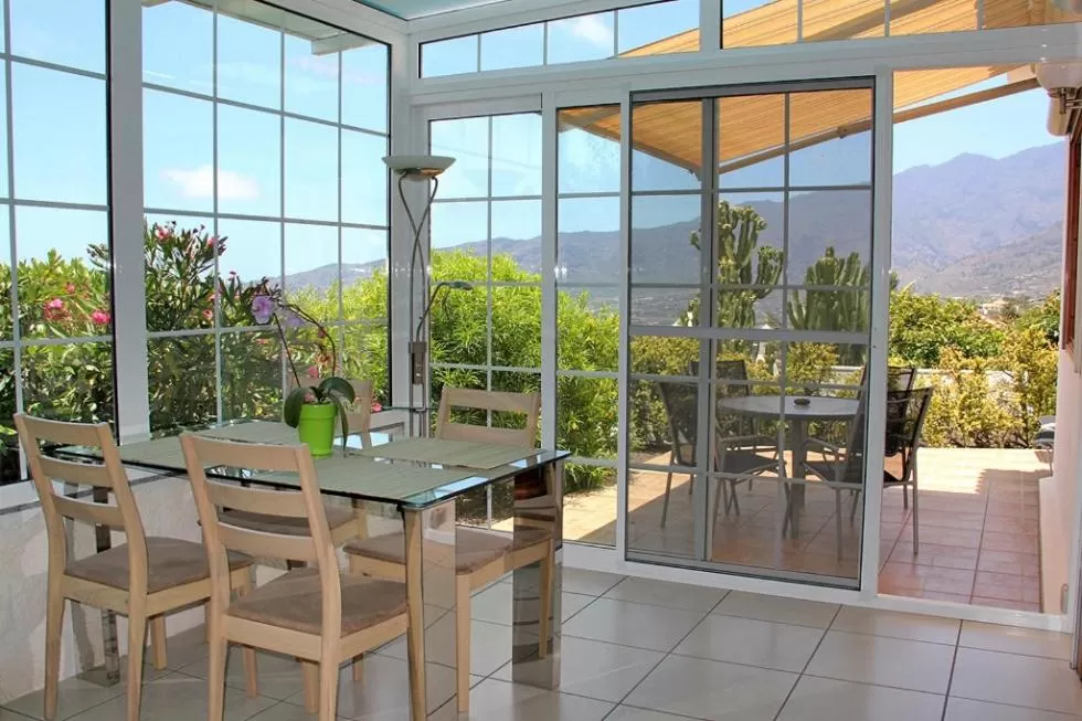 Dining area in Jardin de Aridane