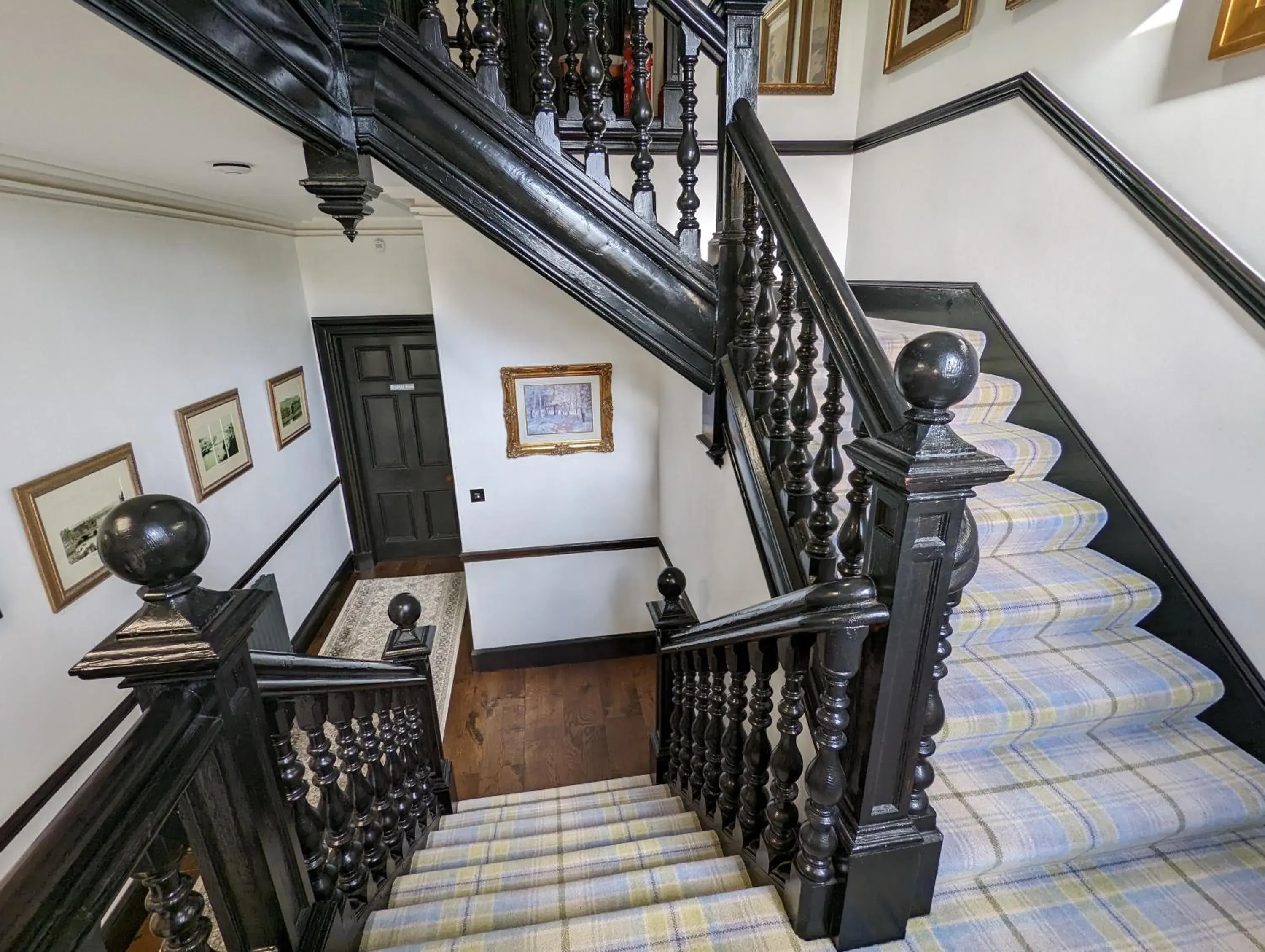 Other, Seating Area in Cambeth Lodge