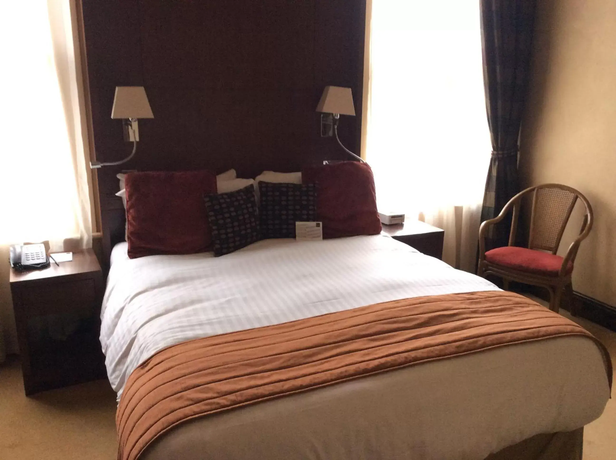 Bedroom, Bed in Belmont Hotel Leicester