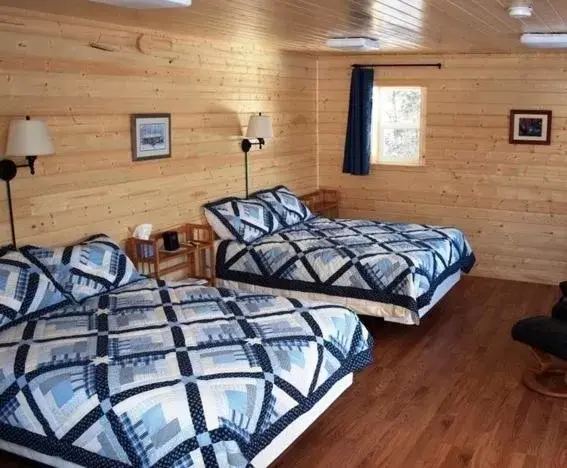 Bed in Talkeetna Lakeside Cabins