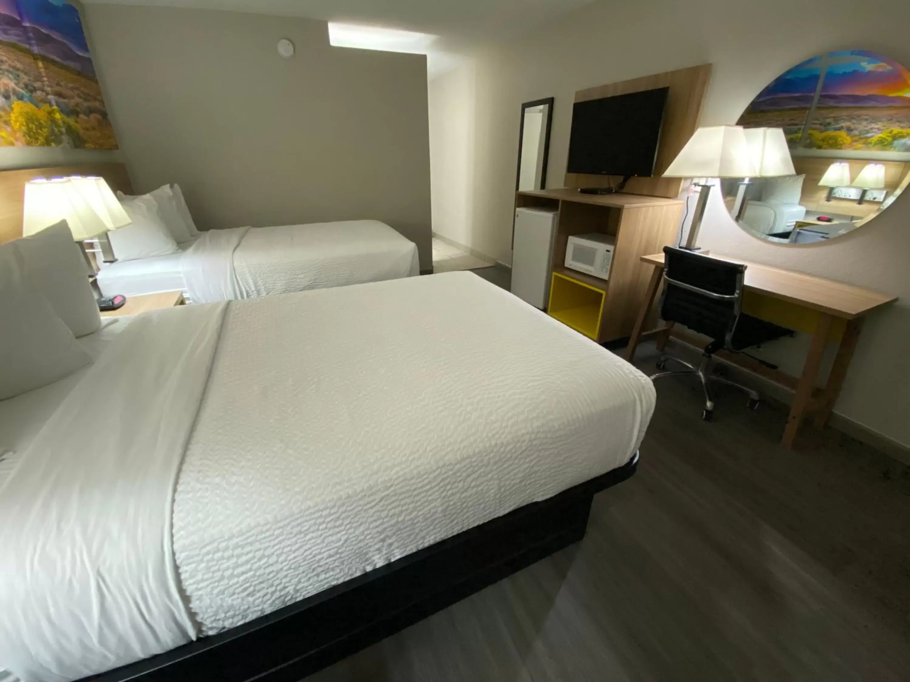 Bed in Days Inn by Wyndham Roswell