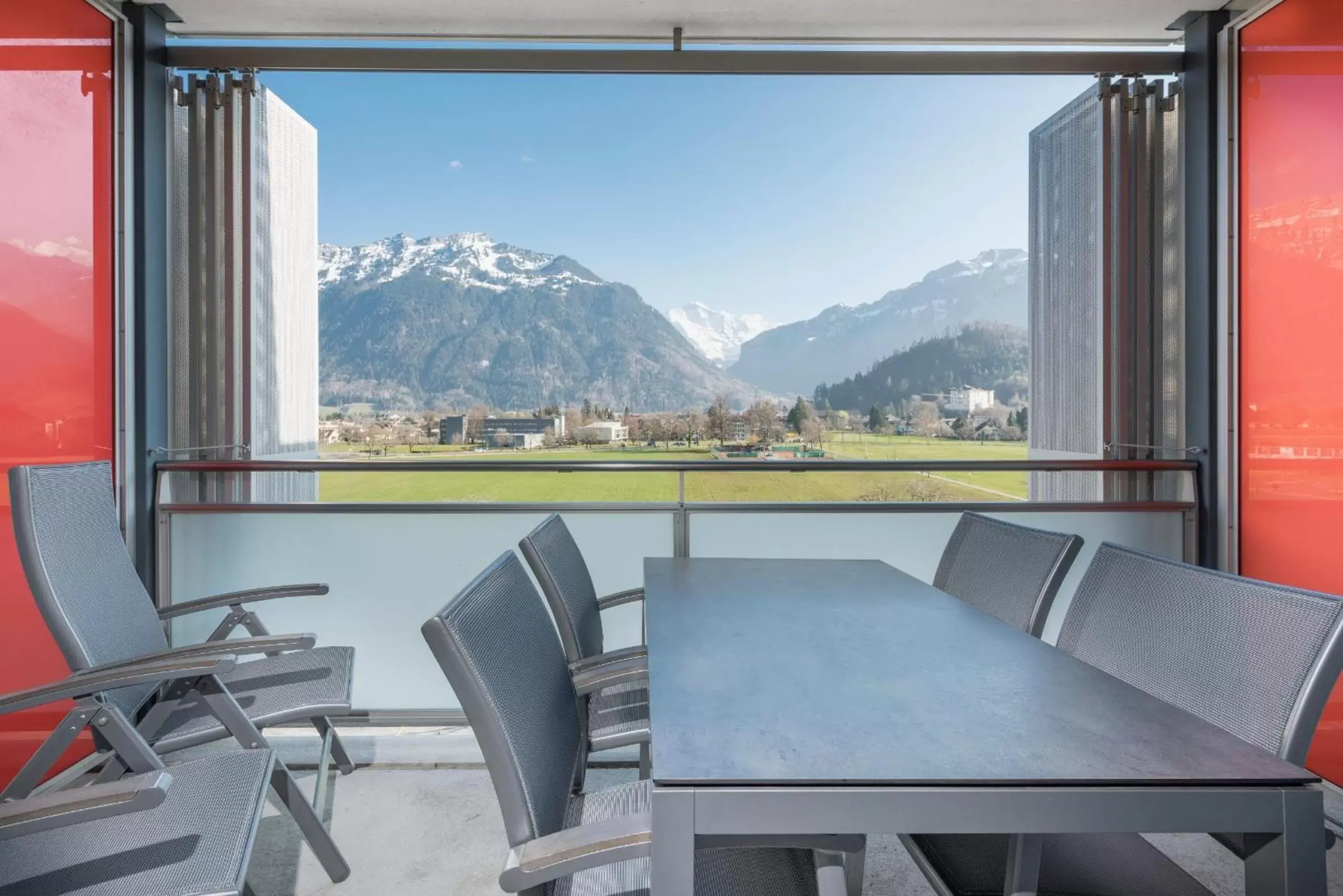 Balcony/Terrace, Mountain View in Hapimag Ferienwohnungen Interlaken