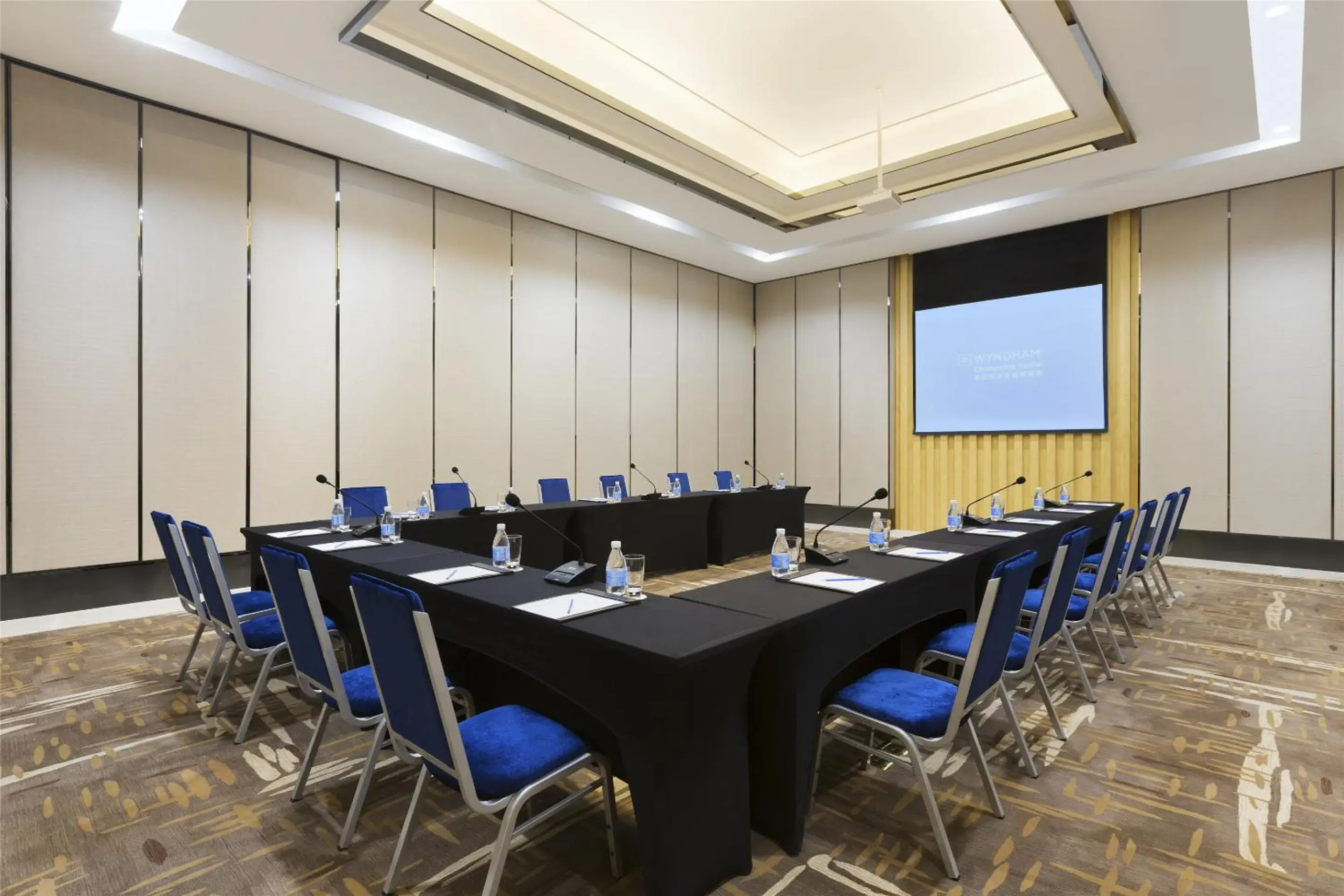 Business facilities in Wyndham Chongqing Yuelai