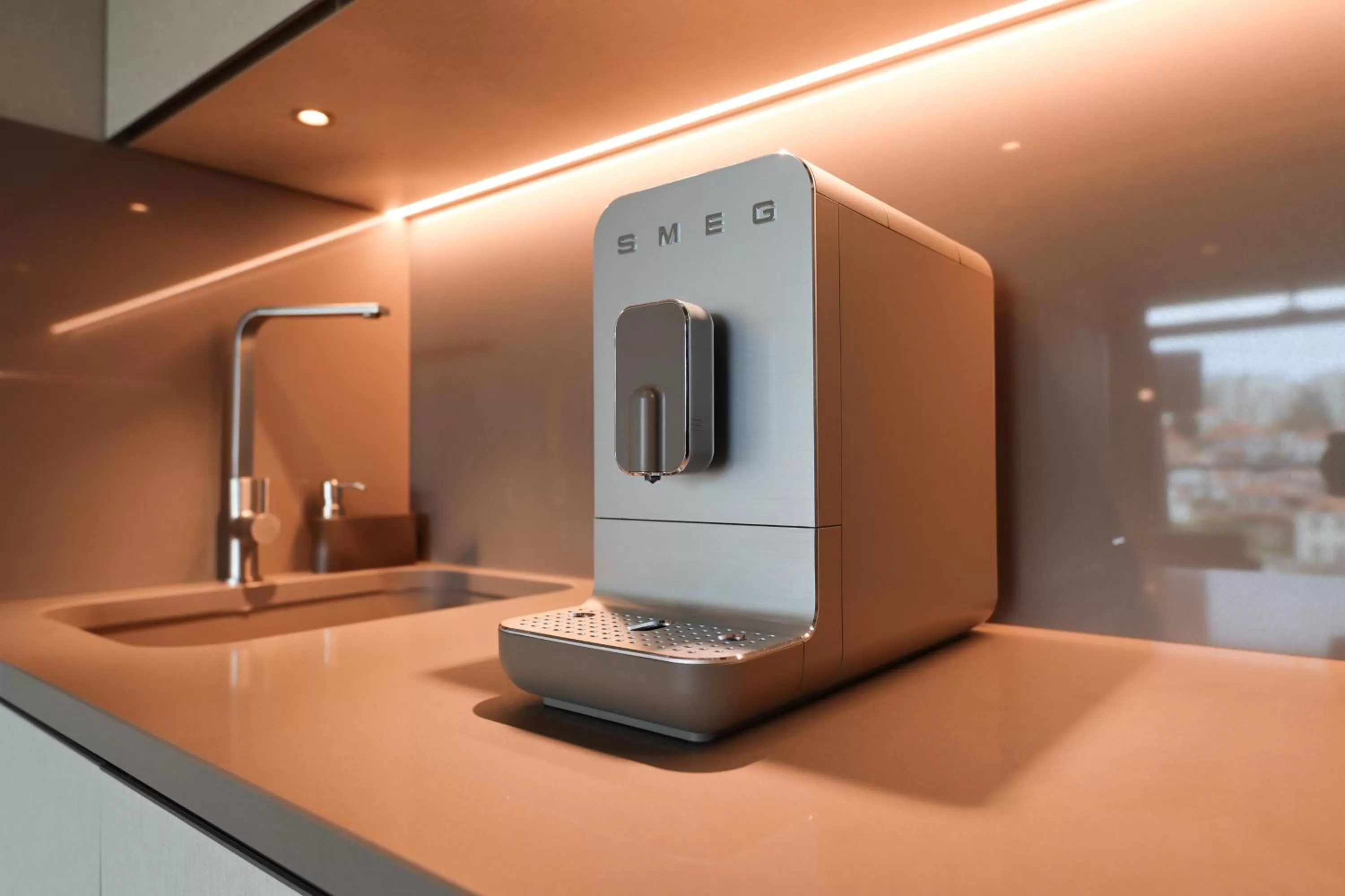 Photo of the whole room in The Views Baia - Adults Only