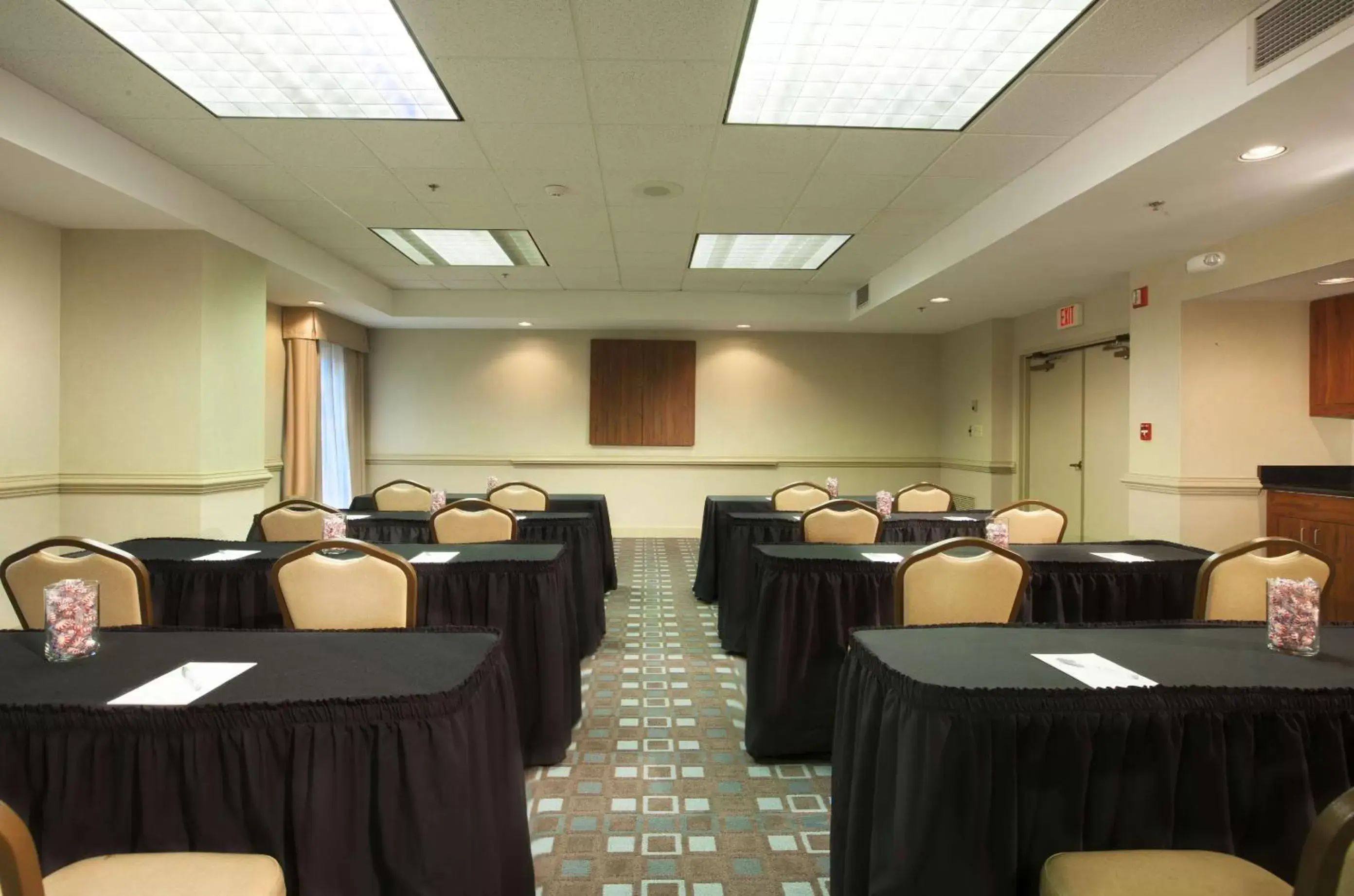 Meeting/conference room in Hampton Inn Pennsville