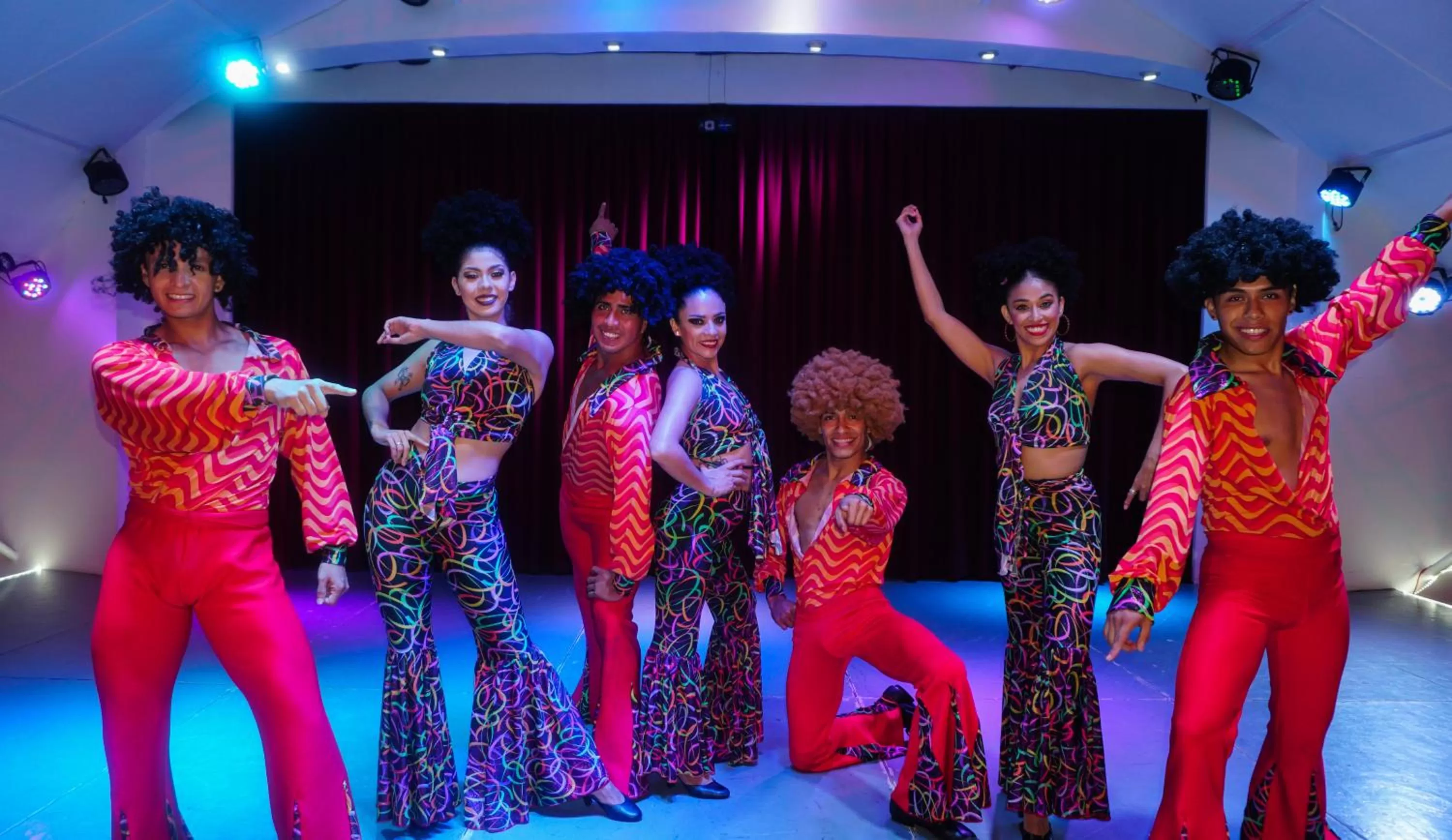 Evening Entertainment in Tesoro Manzanillo All Inclusive