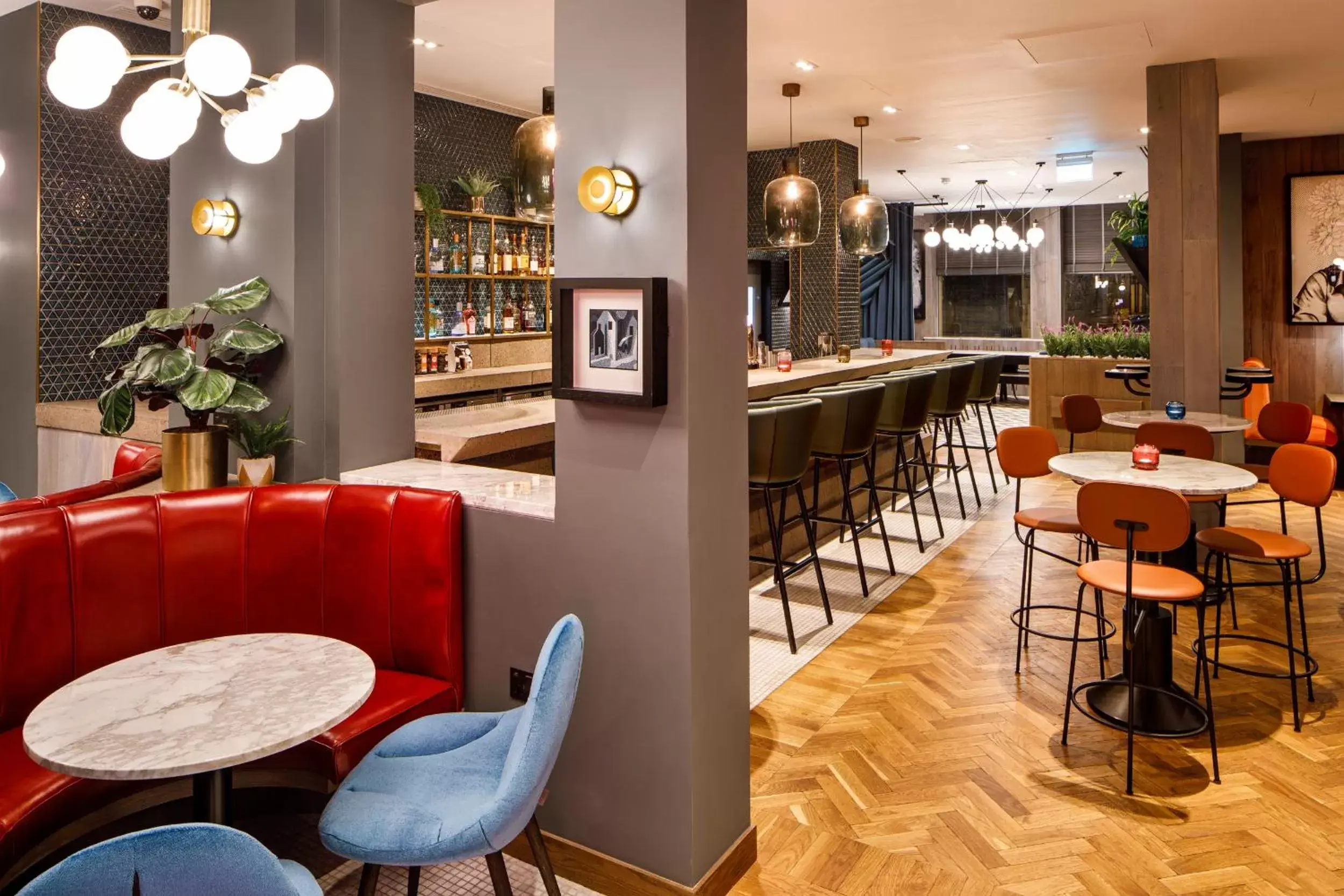 Lounge or bar, Restaurant/Places to Eat in ibis Styles Edinburgh St Andrew Square