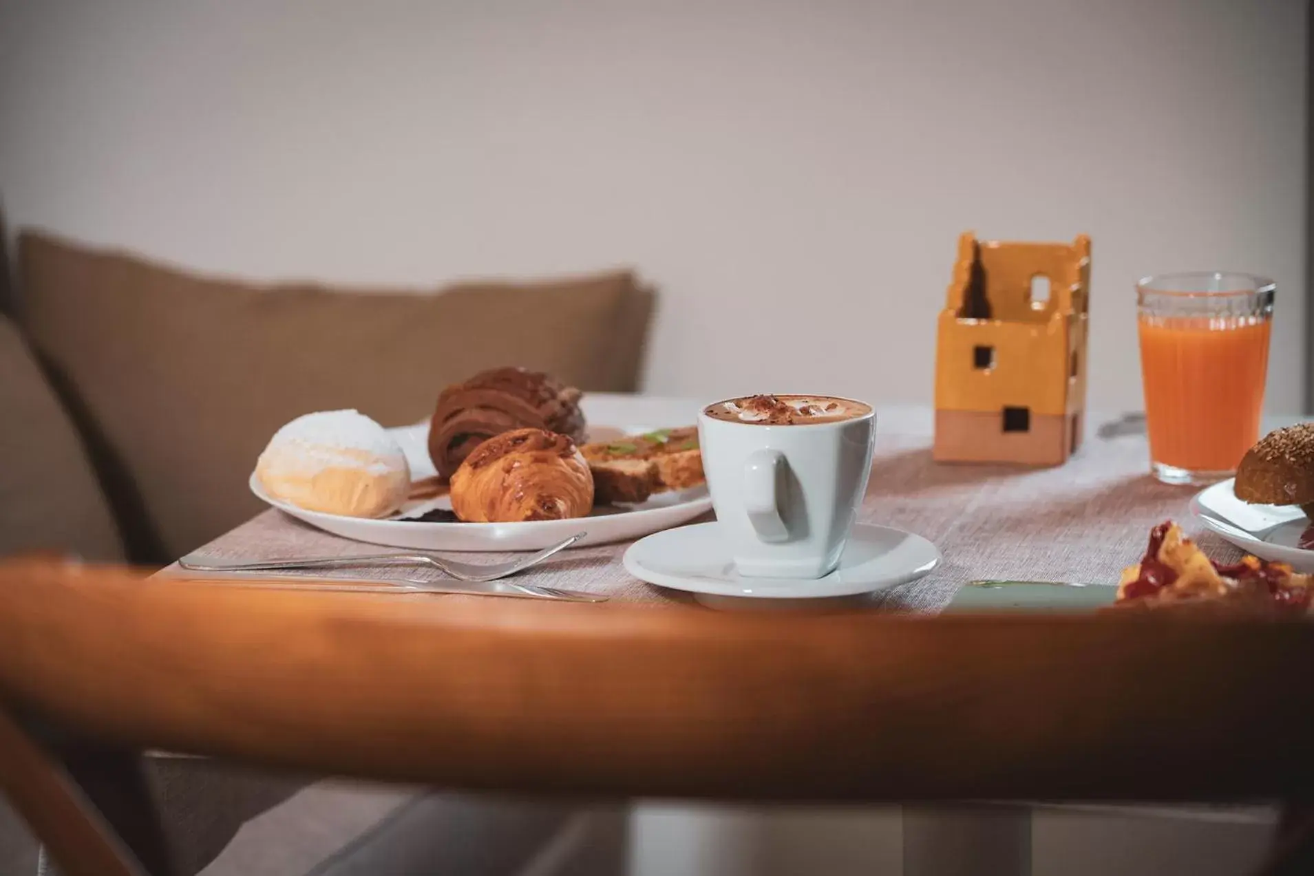 Breakfast in Palazzo Fontana