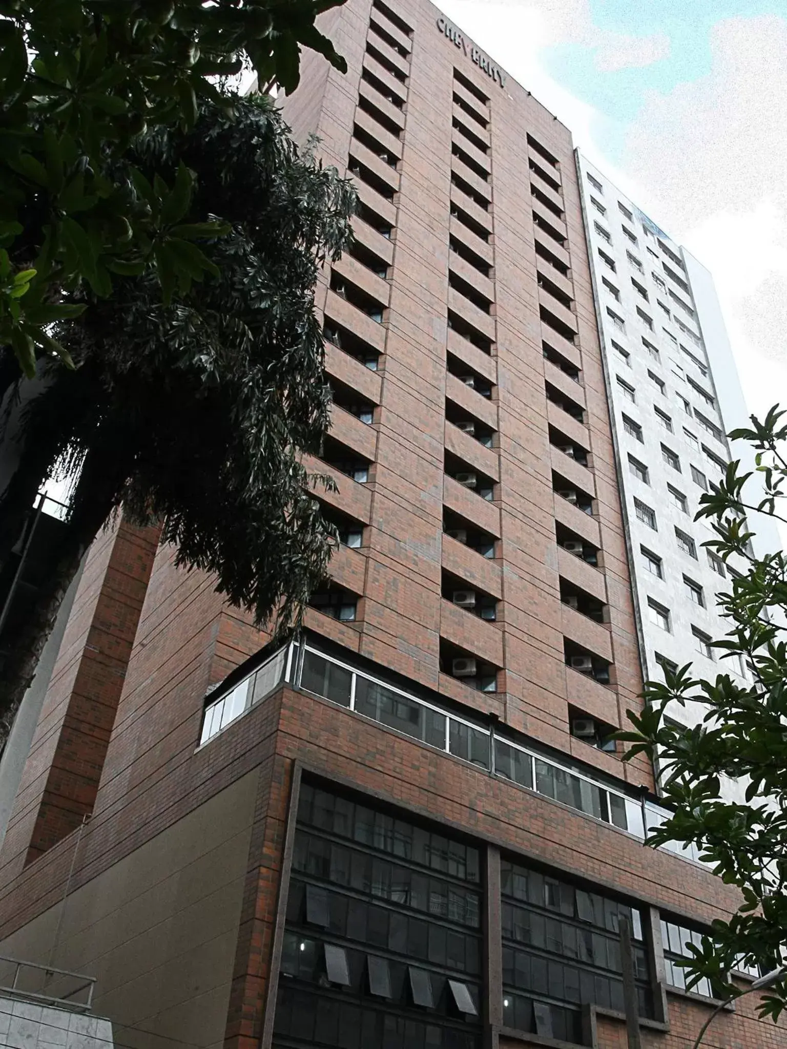 Facade/entrance, Property Building in Cheverny Apart Hotel