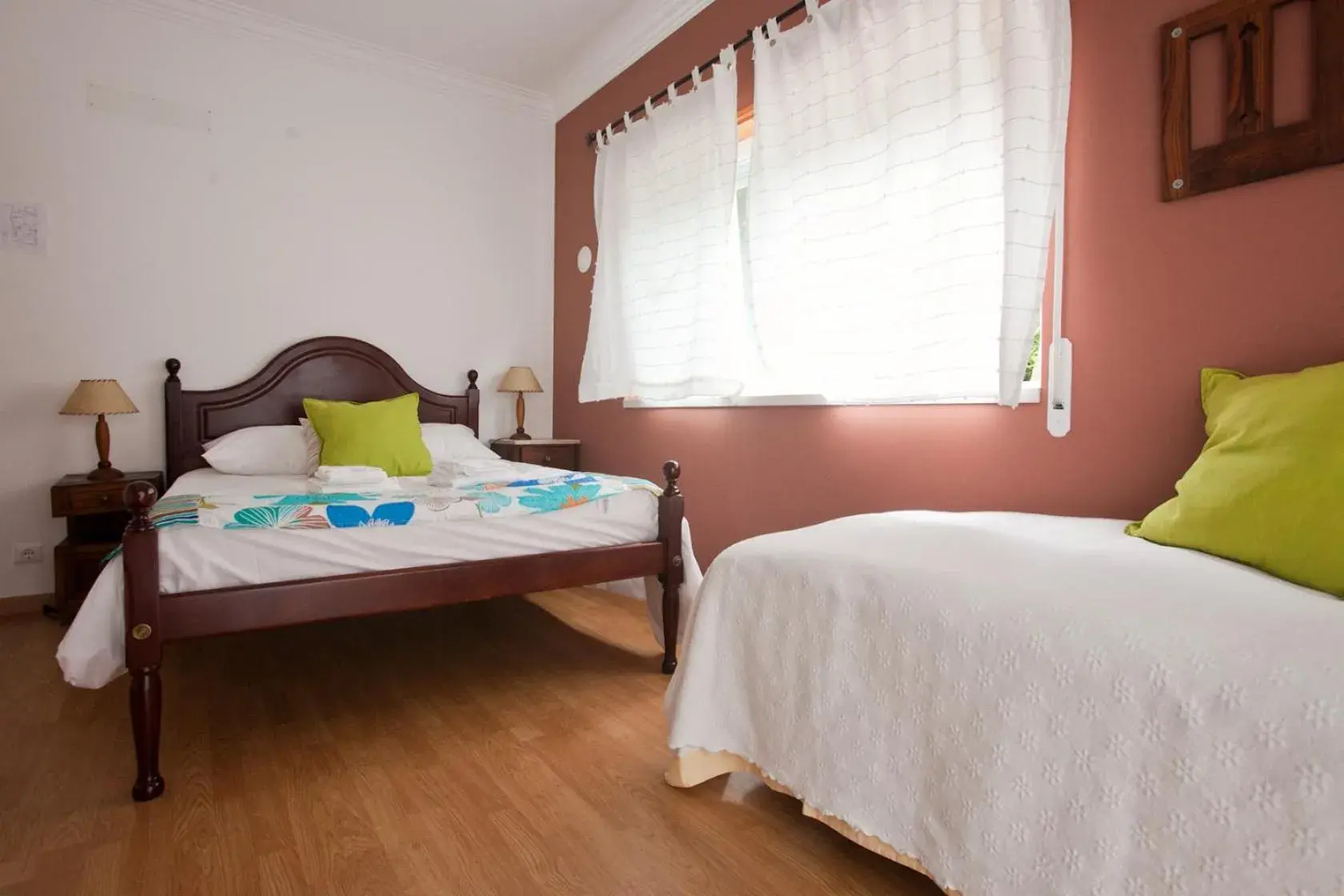 Bed in Ericeira Chill Hill Hostel & Private Rooms