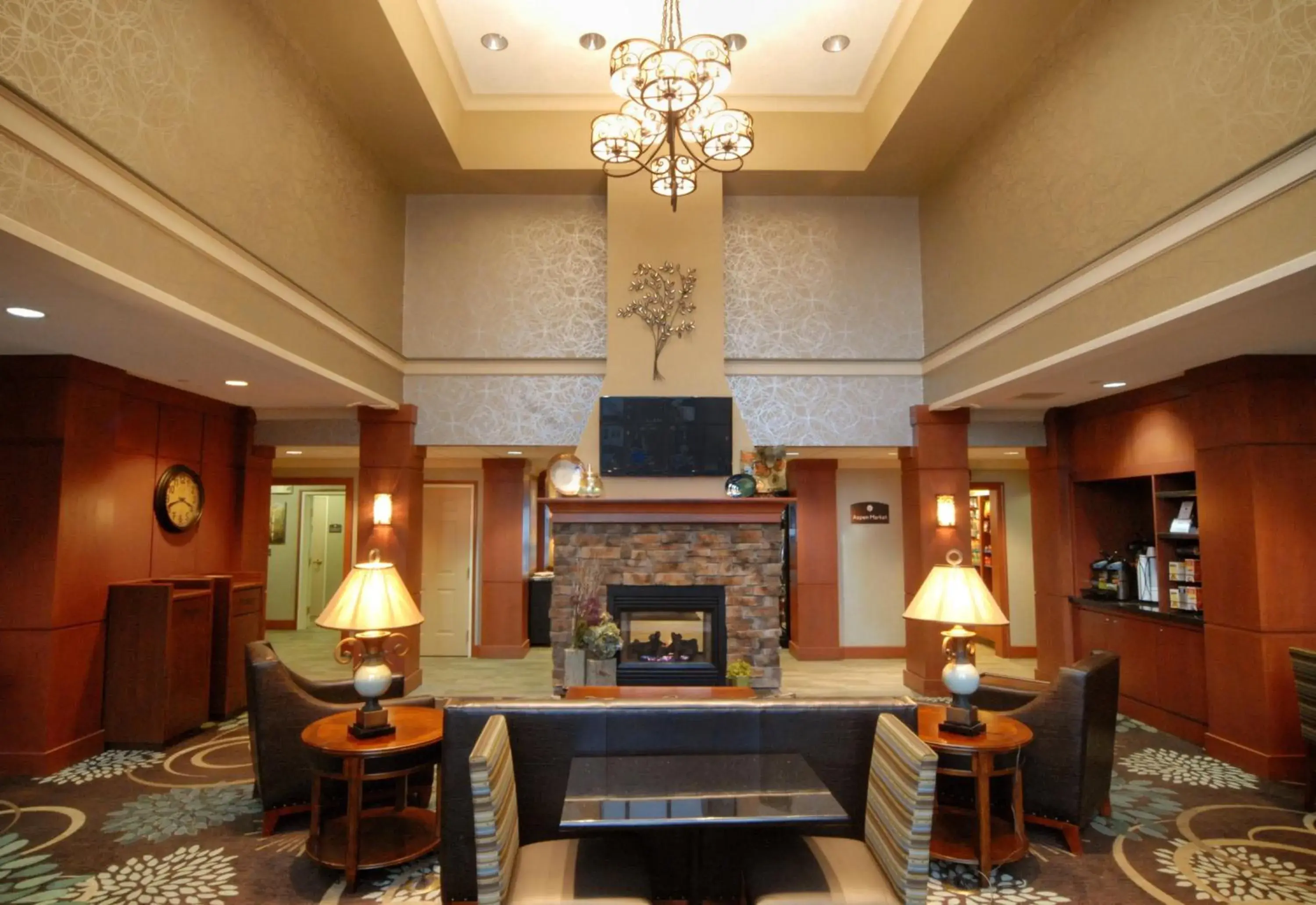 Lobby or reception in Aspen Suites - Rochester