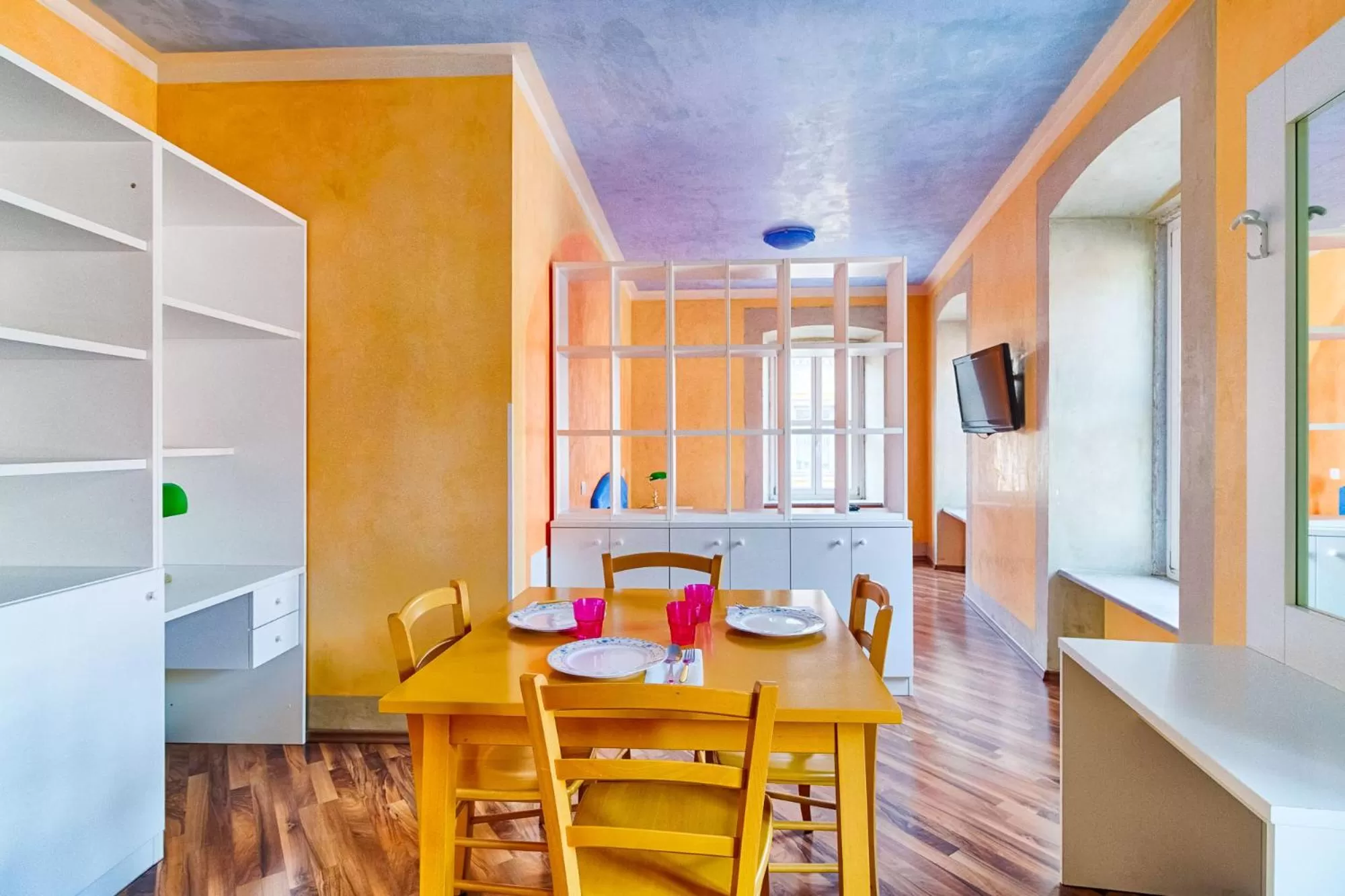 Communal lounge/ TV room in Lloyd Residence Triestino