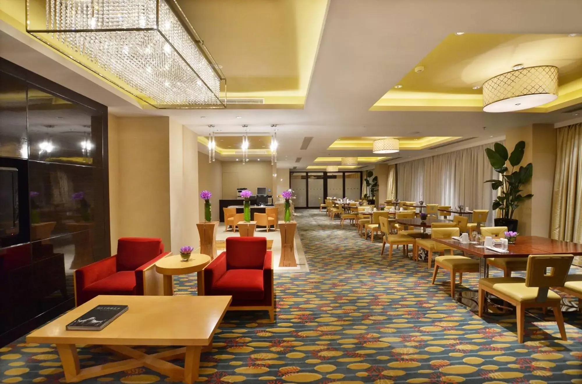 Restaurant/Places to Eat in Courtyard by Marriott Hangzhou Wulin