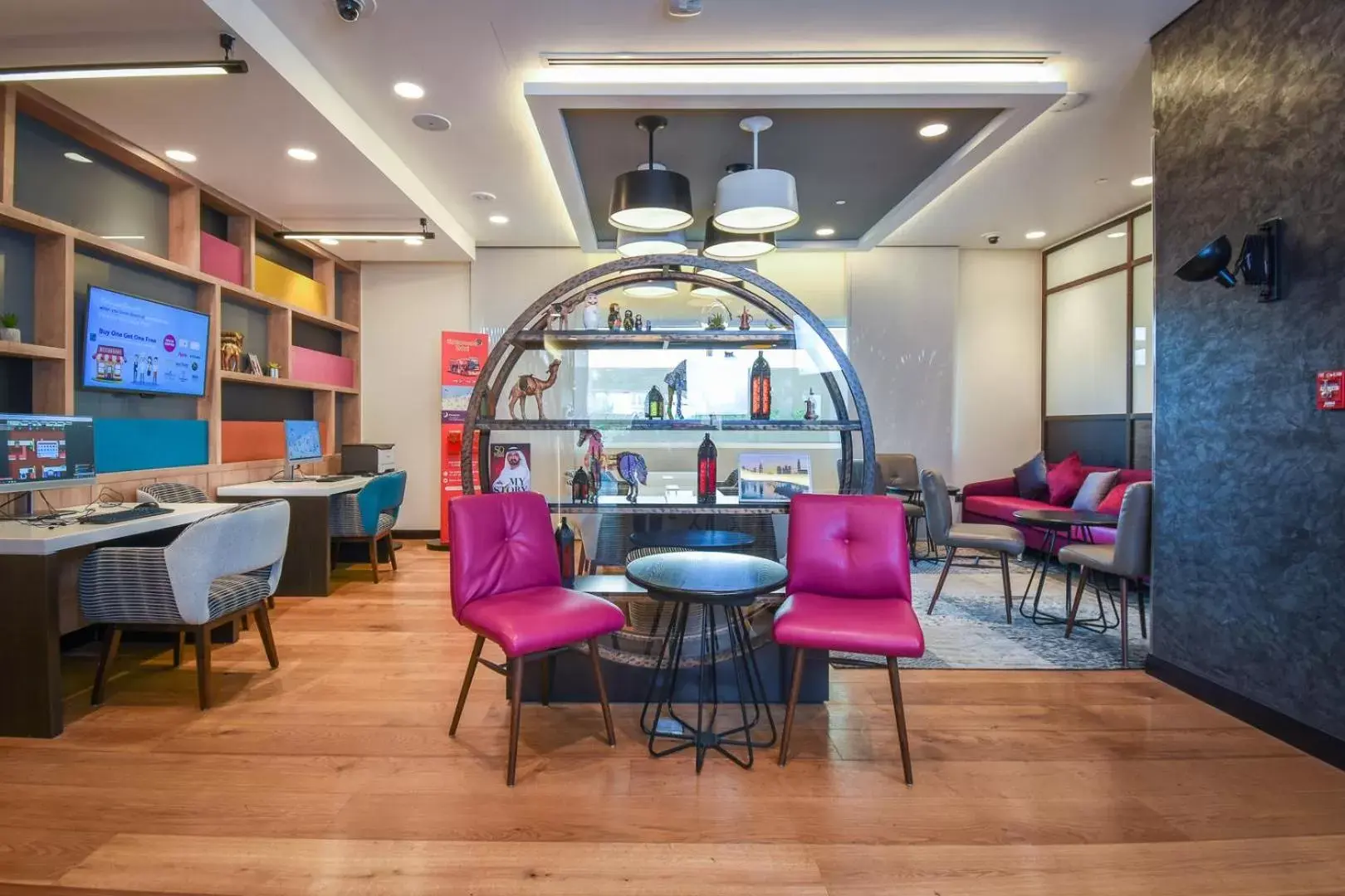 Lobby or reception, Restaurant/Places to Eat in Premier Inn Dubai Al Jaddaf