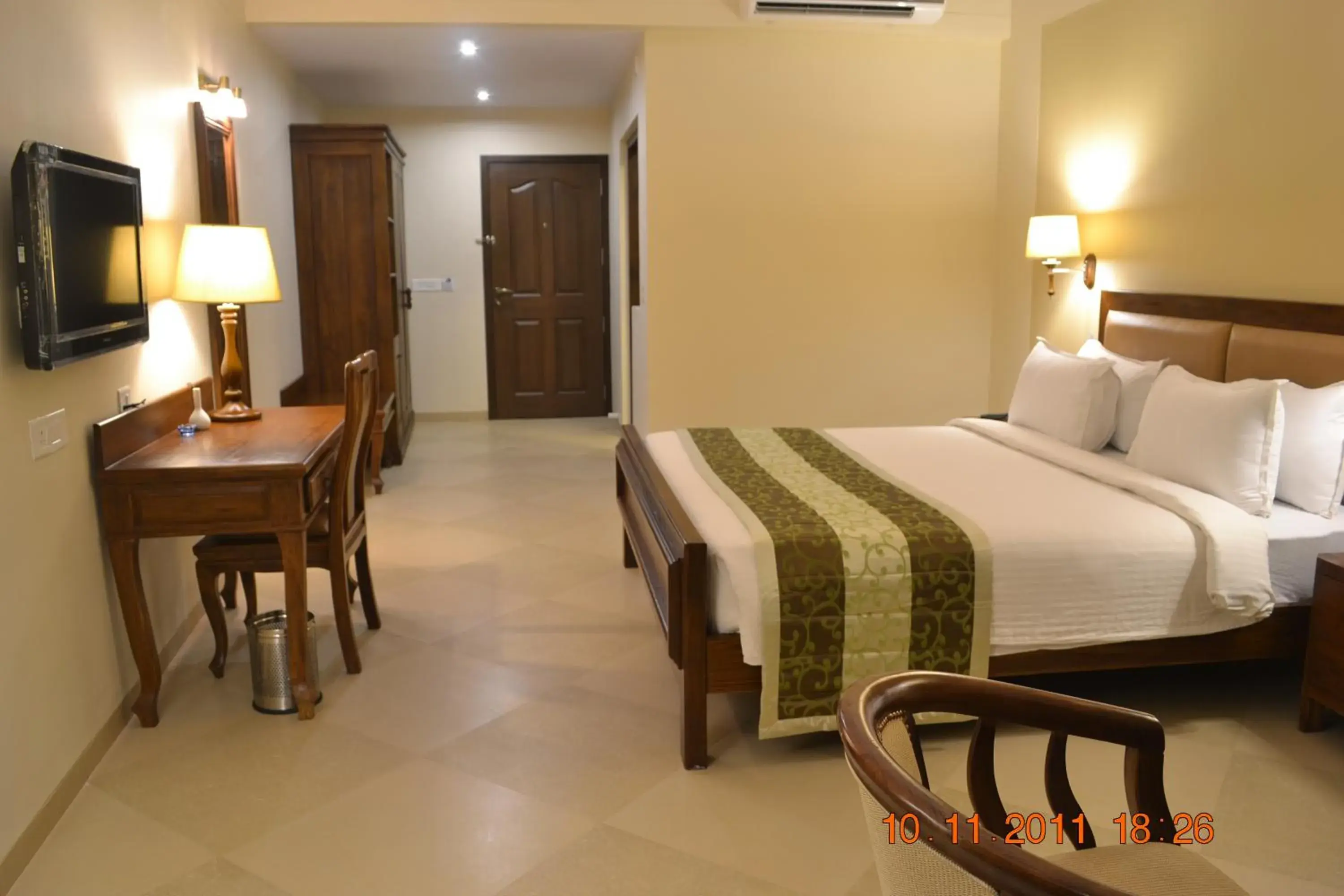 Photo of the whole room, Bed in Uday Samudra Leisure Beach Hotel