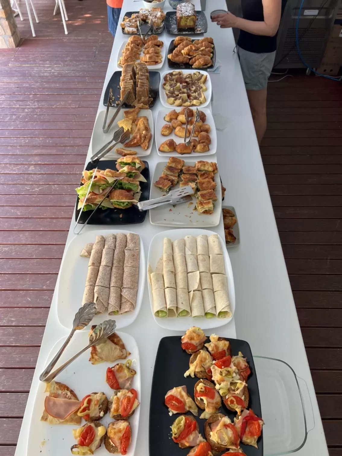 Buffet breakfast in Macedon