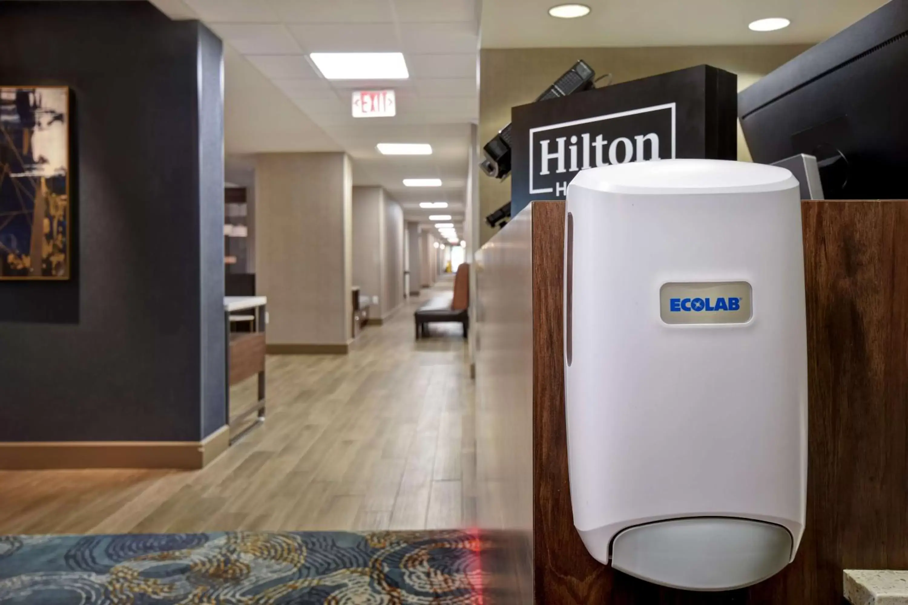 Lobby or reception in Hampton Inn Birmingham-Colonnade 280 Lobby or reception in Hampton Inn Birmingham-Colonnade 280