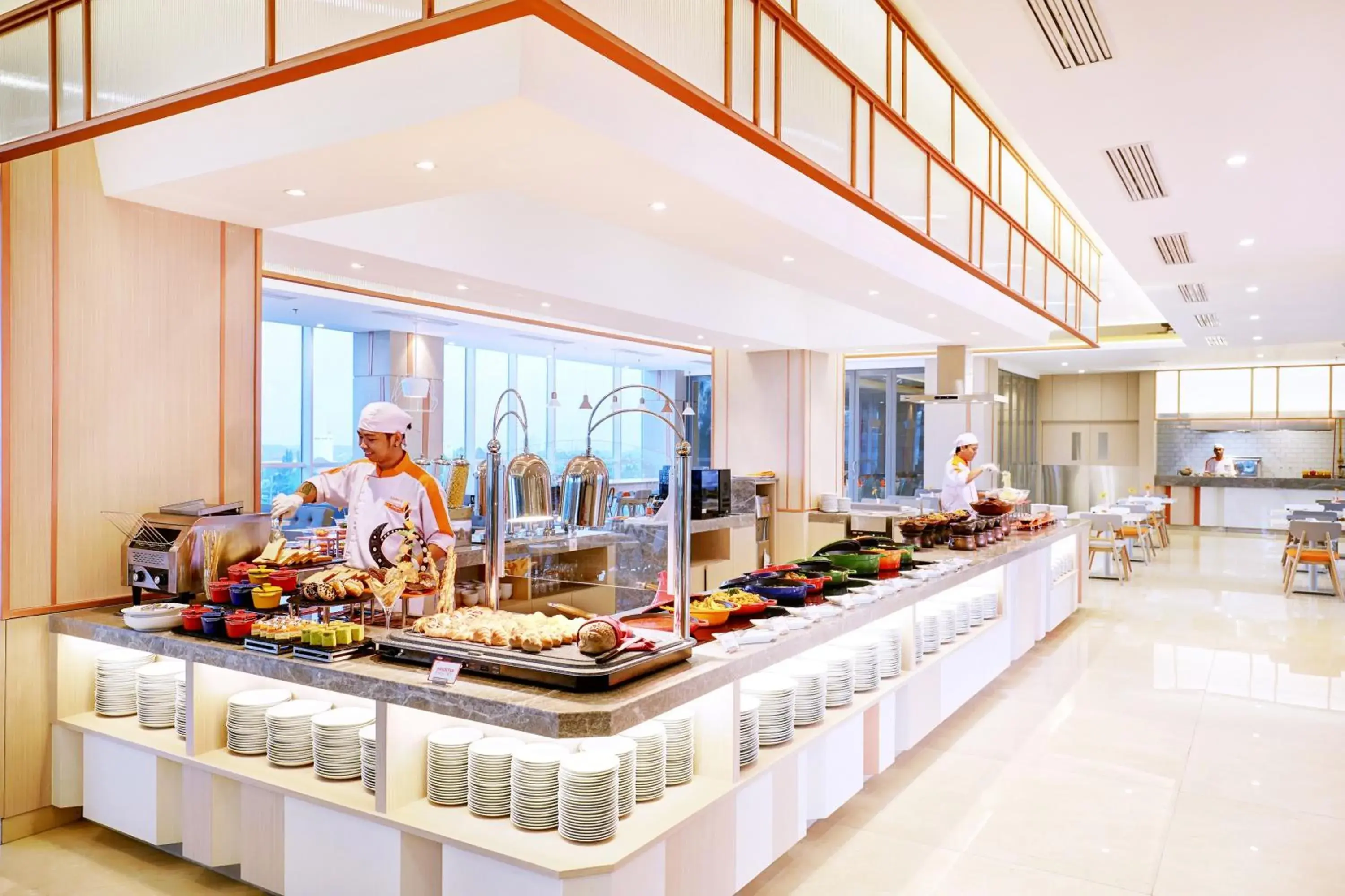 Restaurant/places to eat in HARRIS Hotel & Conventions Bundaran Satelit Surabaya