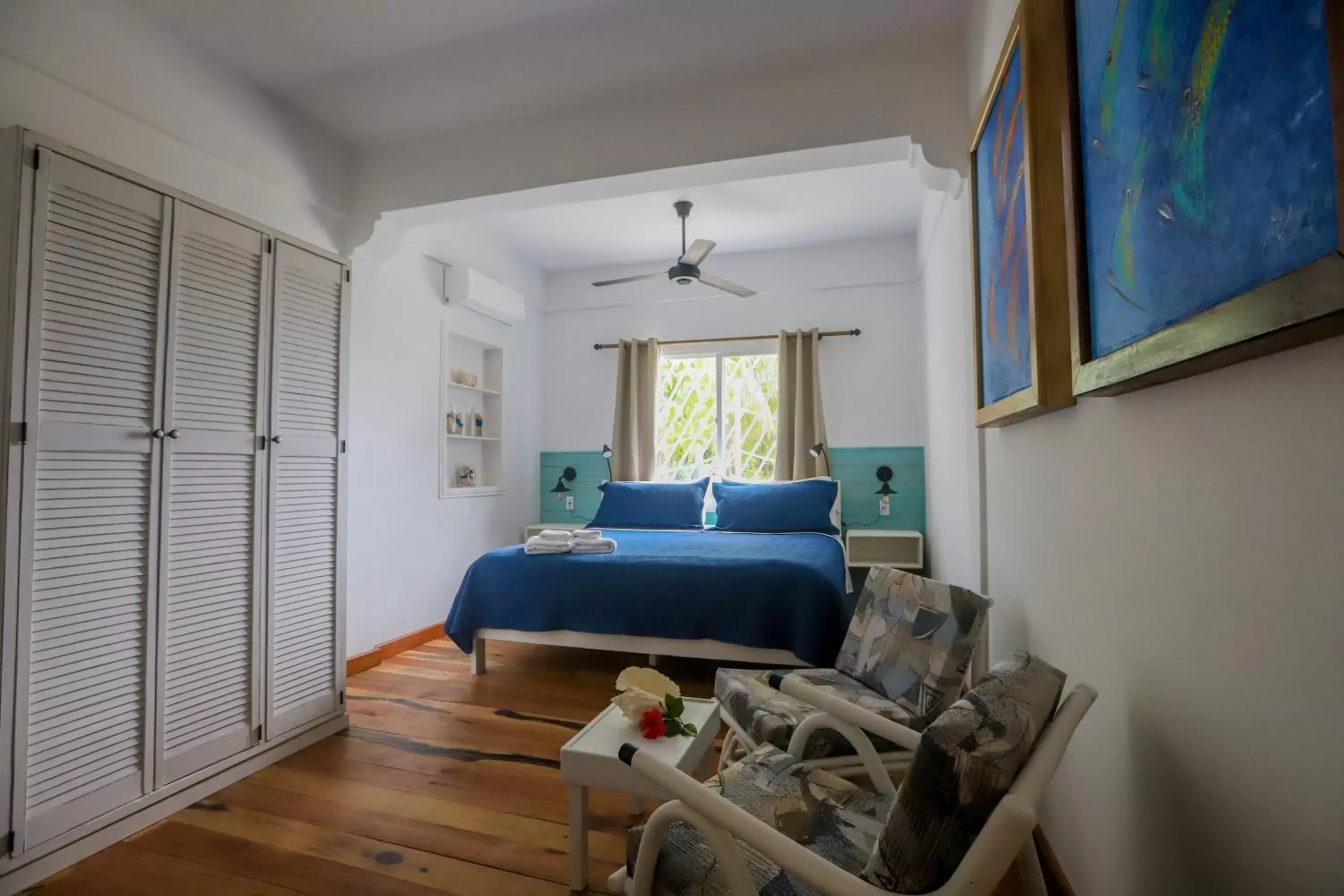 Double Room with Private Bathroom in Treetops Hotel Double Room with Private Bathroom in Treetops Hotel