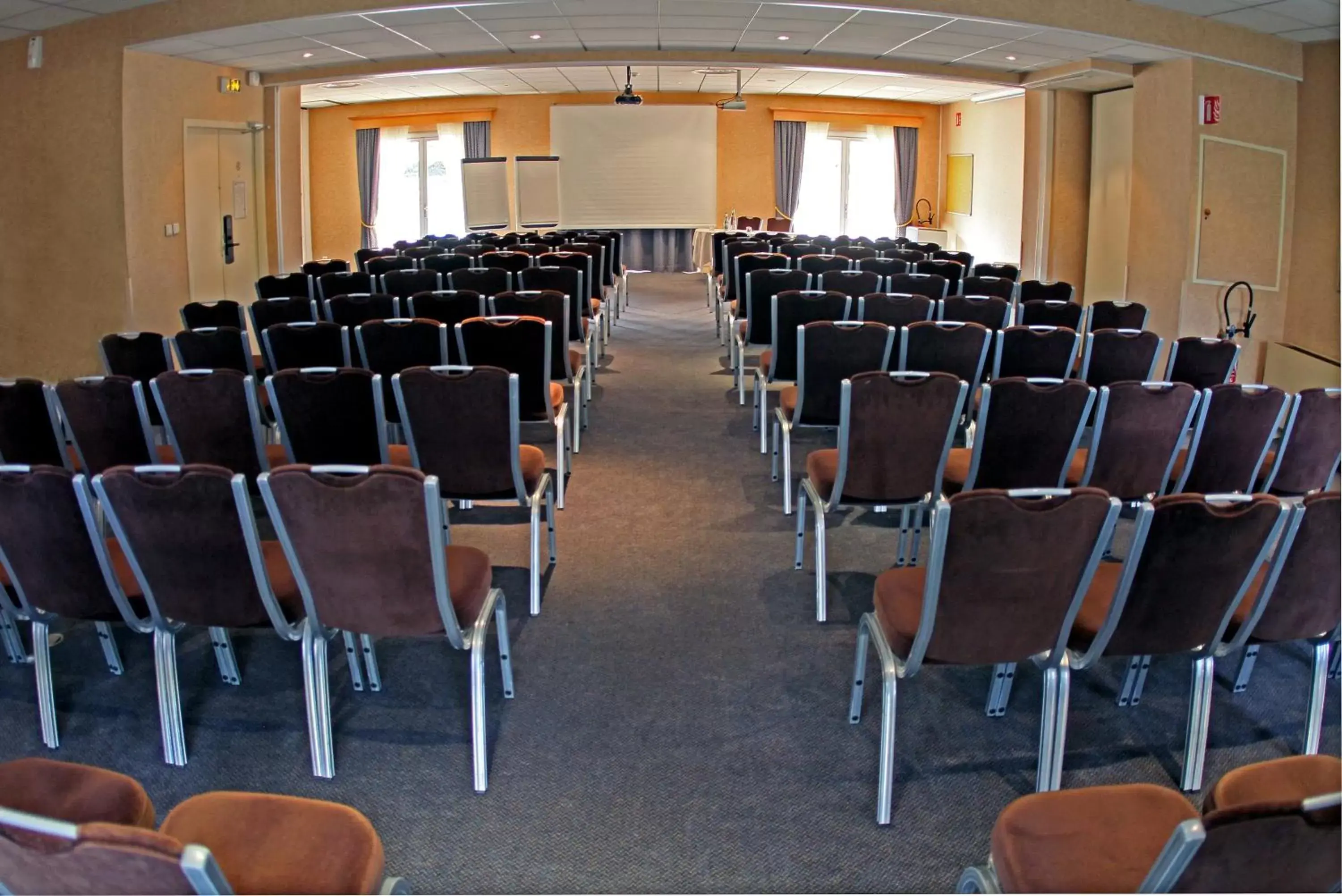 Meeting/conference room in Best Western Marseille Aeroport