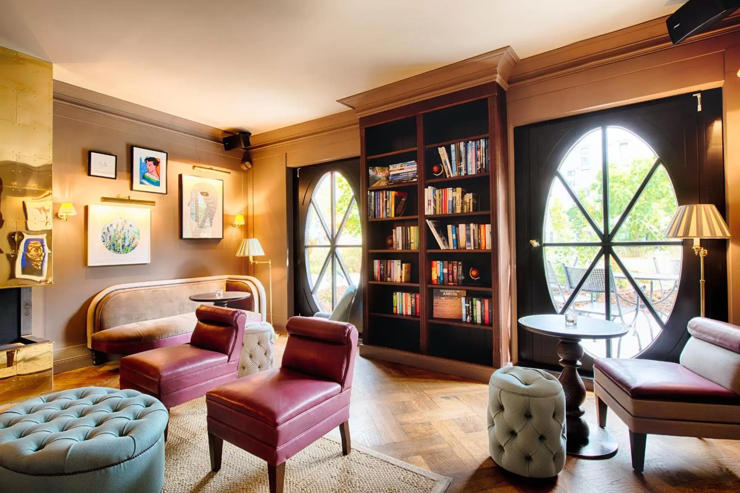 Library, Seating Area in Mondrian Suites Berlin am Checkpoint Charlie