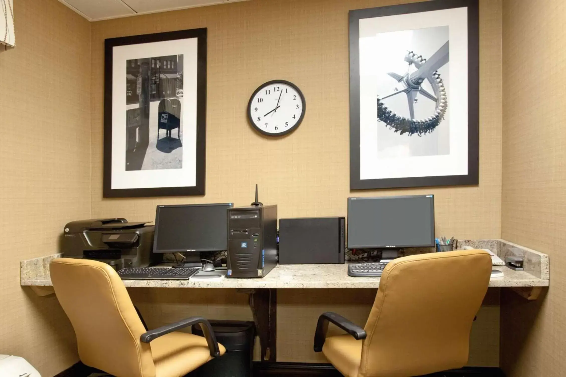 Business facilities in Hampton Inn Cincinnati Kings Island