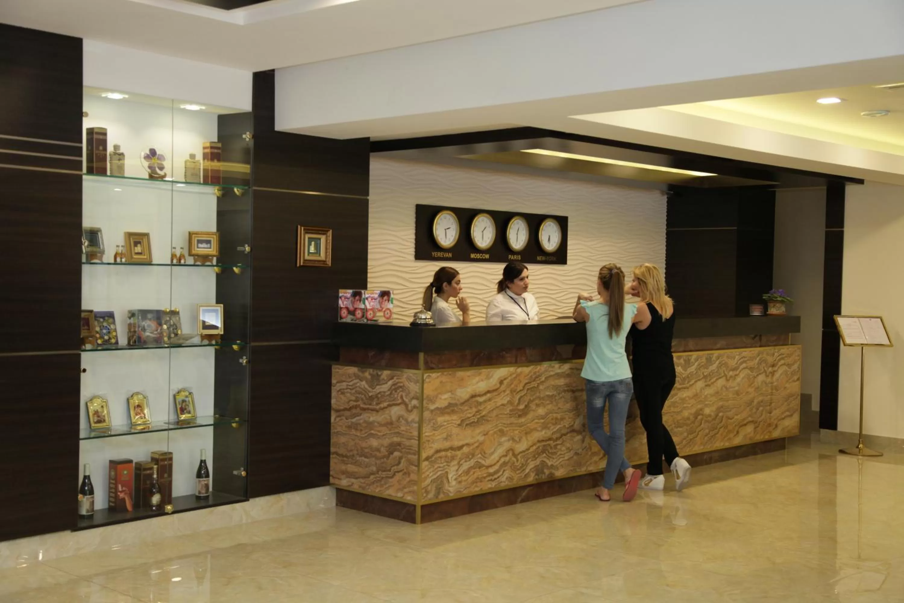 Lobby or reception in Shirak Hotel