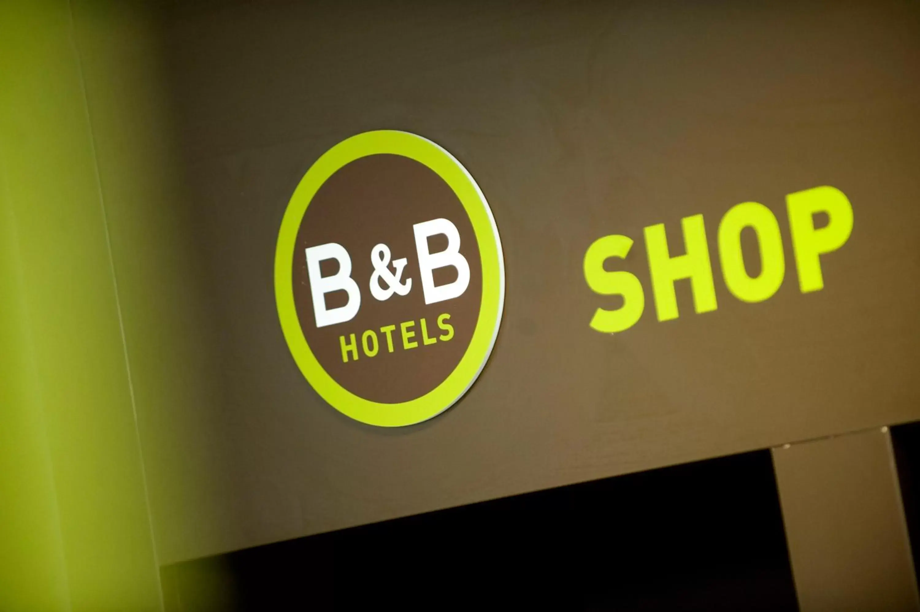 Food and drinks, Logo/Certificate/Sign/Award in B&B HOTEL Evreux