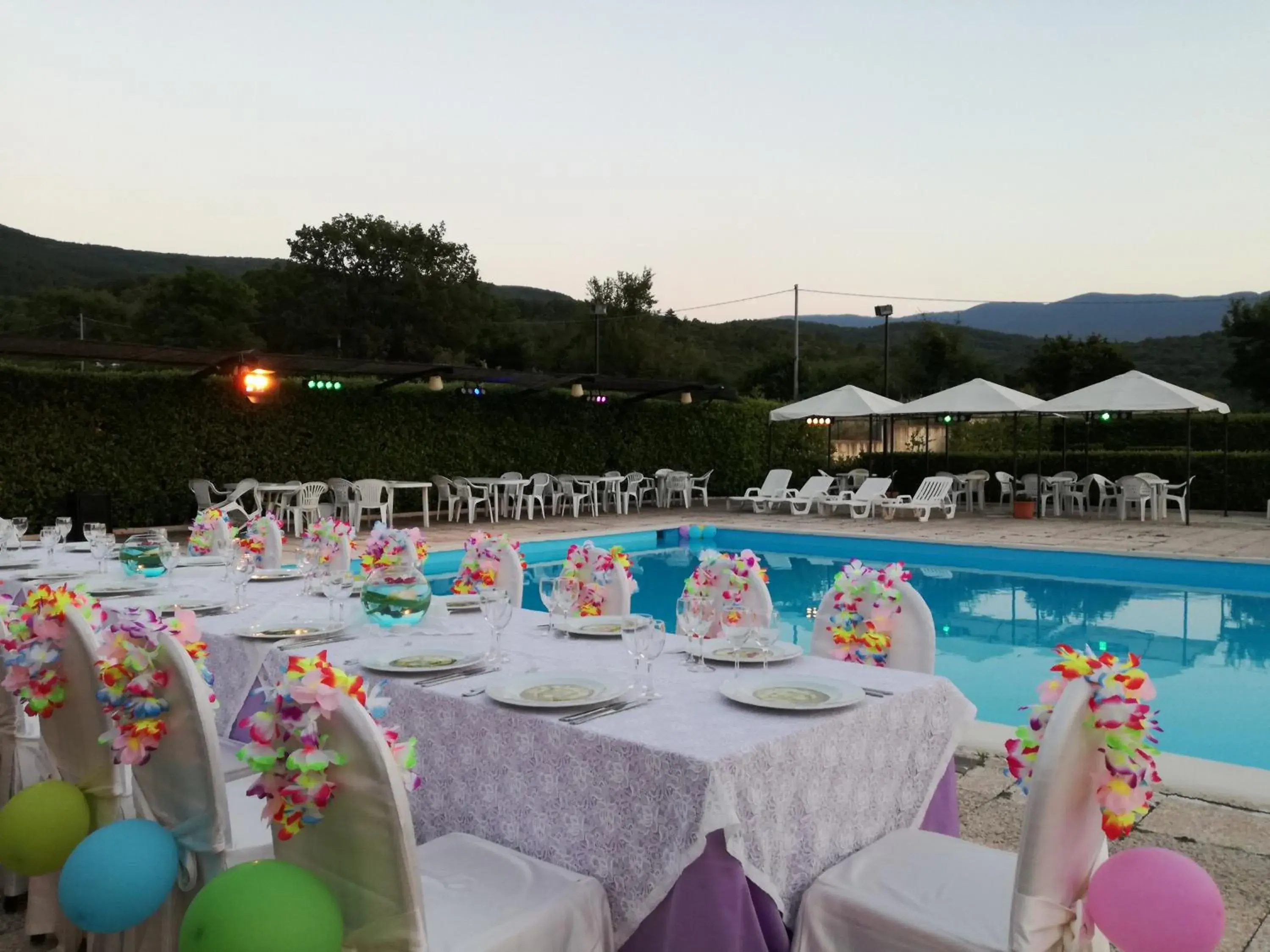 Swimming Pool in FILIPPONE HOTEL&RISTORANTE