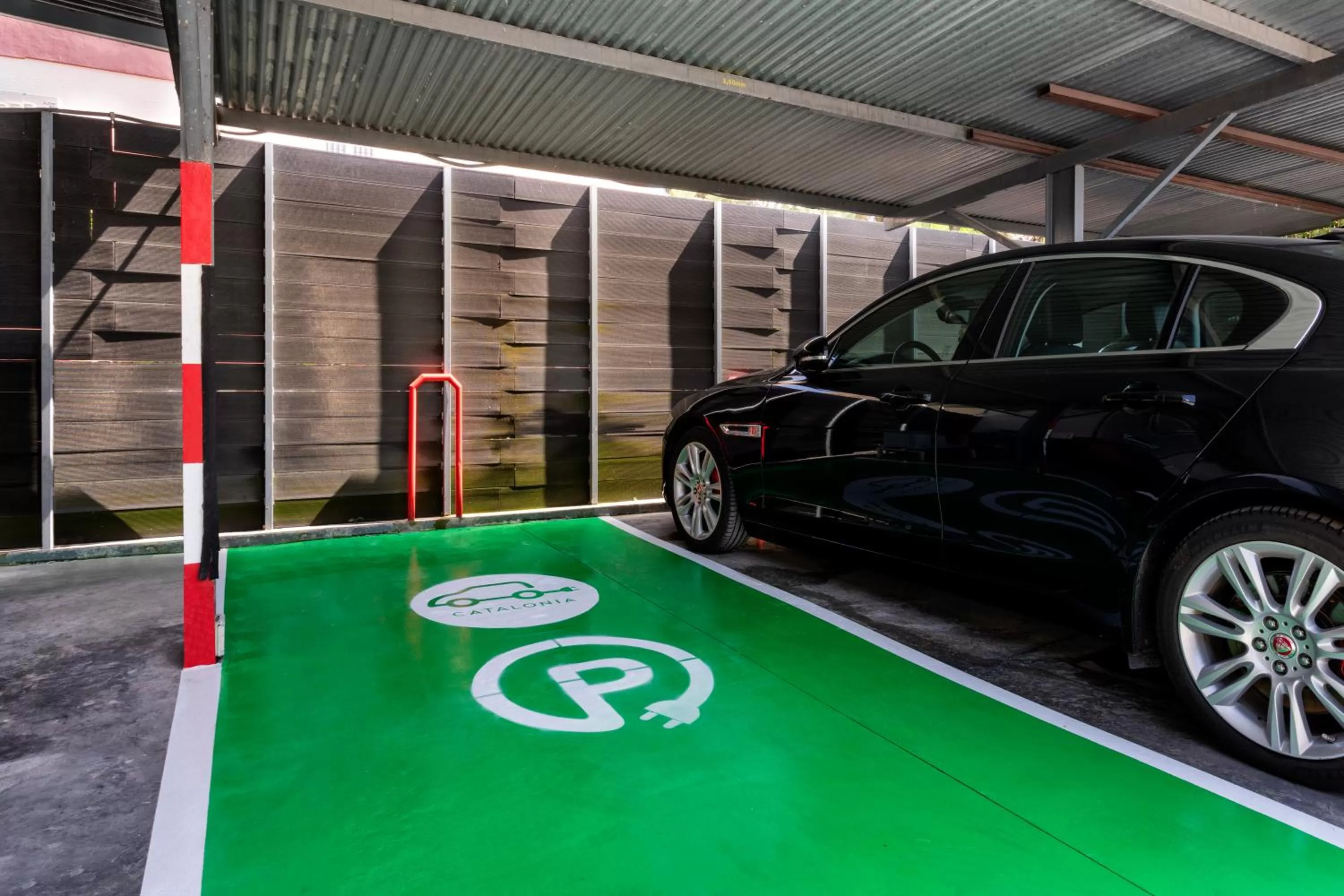 Parking in Catalonia Hispalis