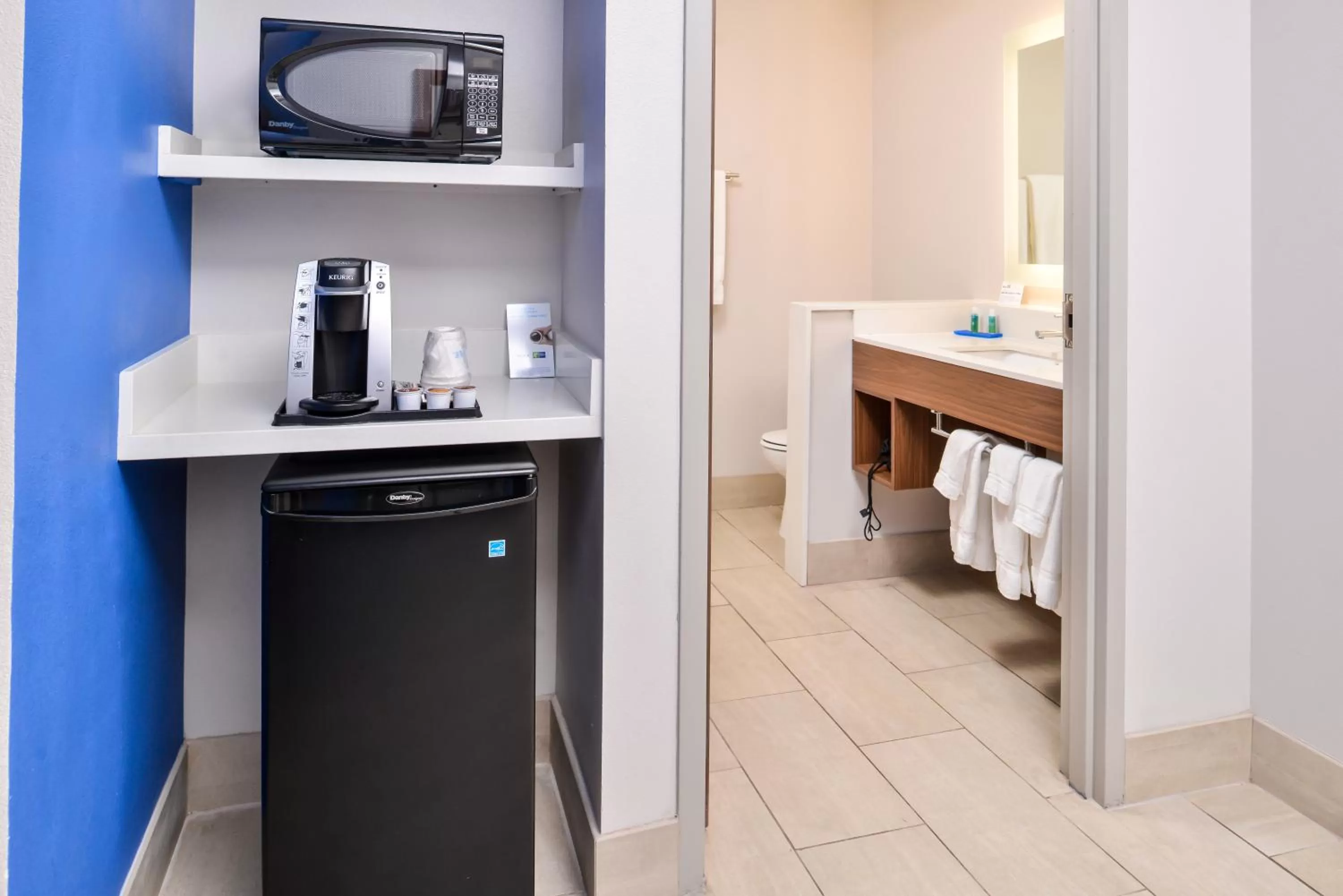 Photo of the whole room in Holiday Inn Express & Suites - Van Horn by IHG