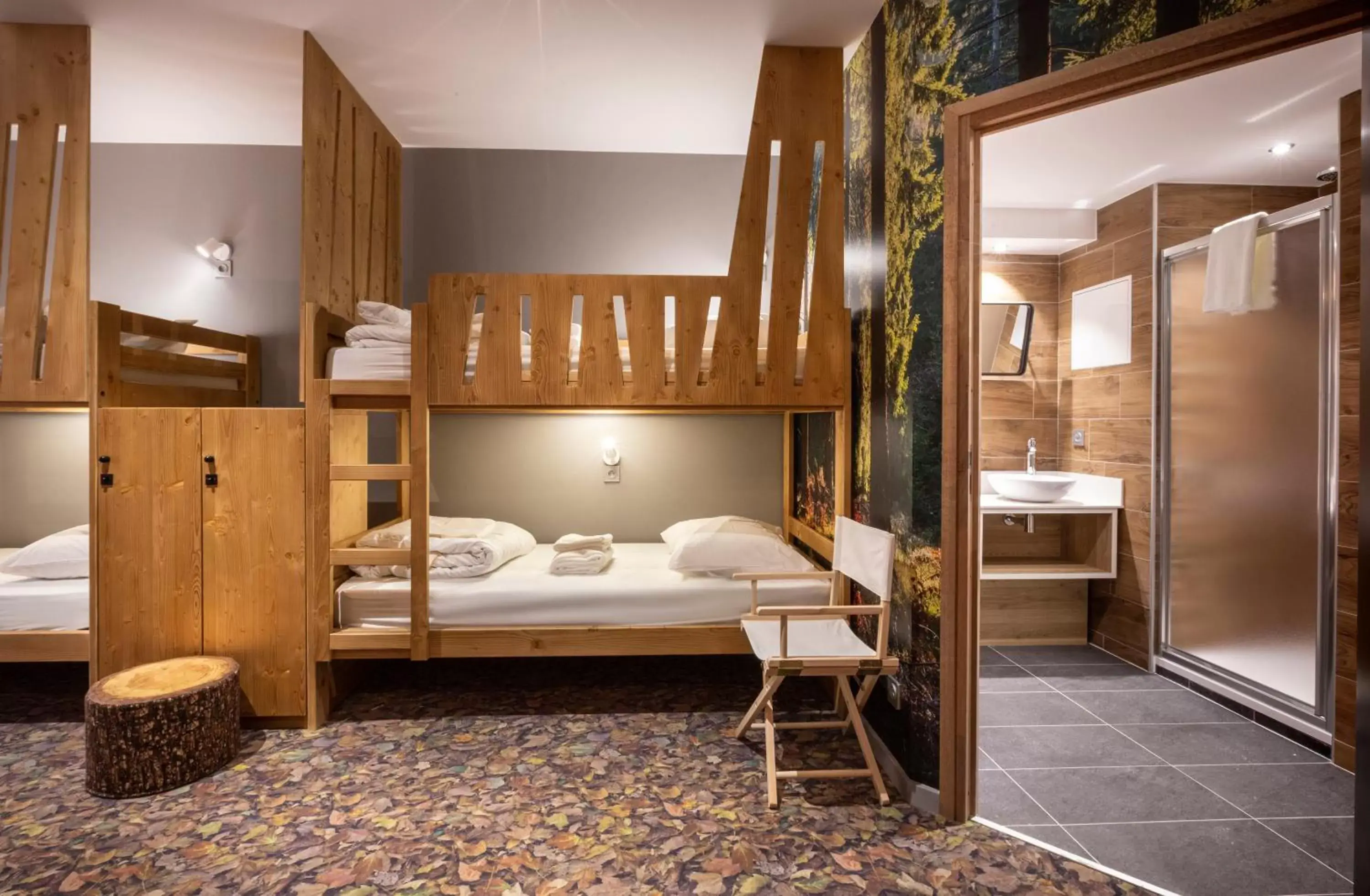 bunk bed, Bed in Hotel Base Camp Lodge - Bourg Saint Maurice