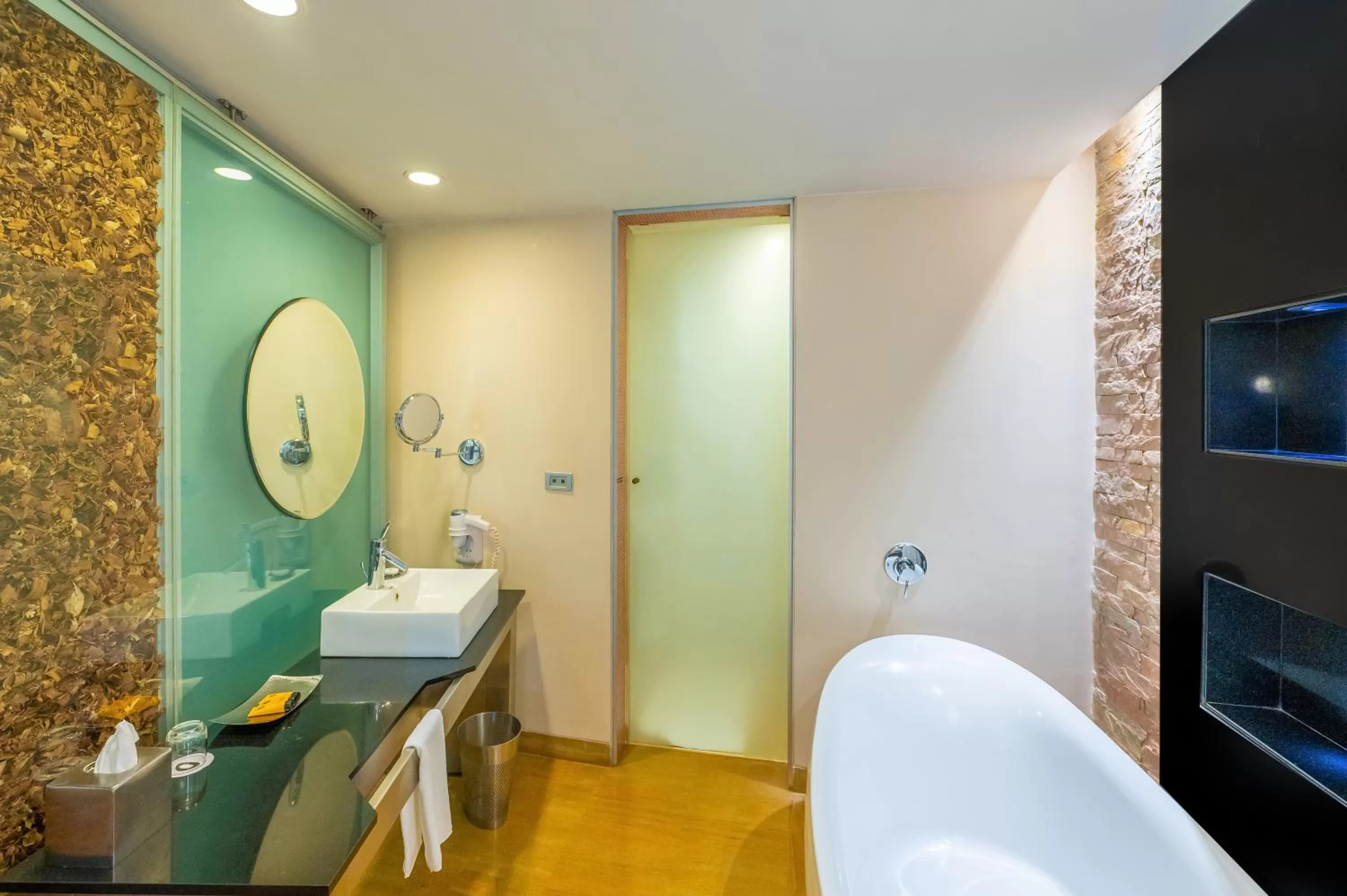 Shower in O Hotel Pune