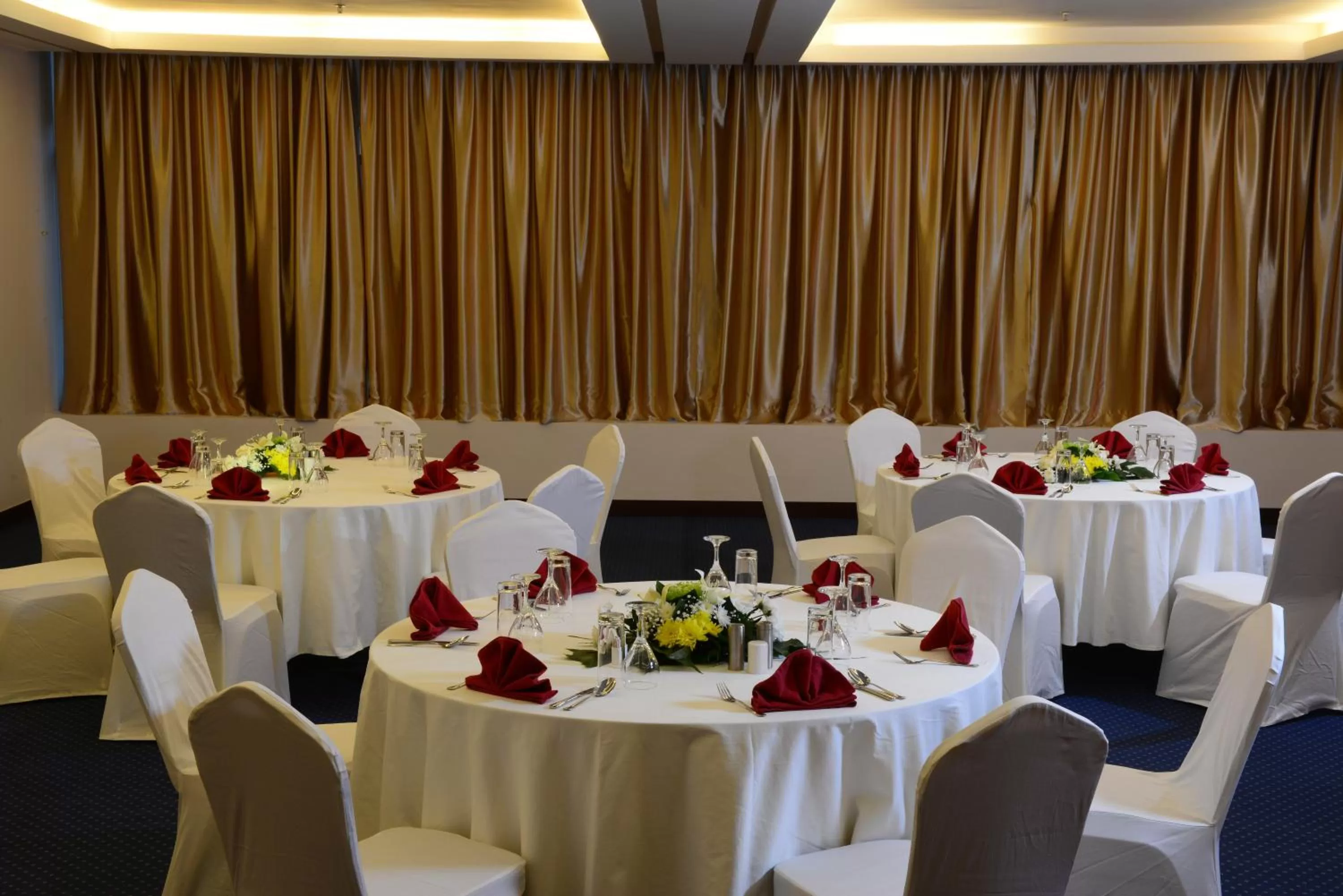 Banquet/Function facilities in Best Western Plus Mahboula