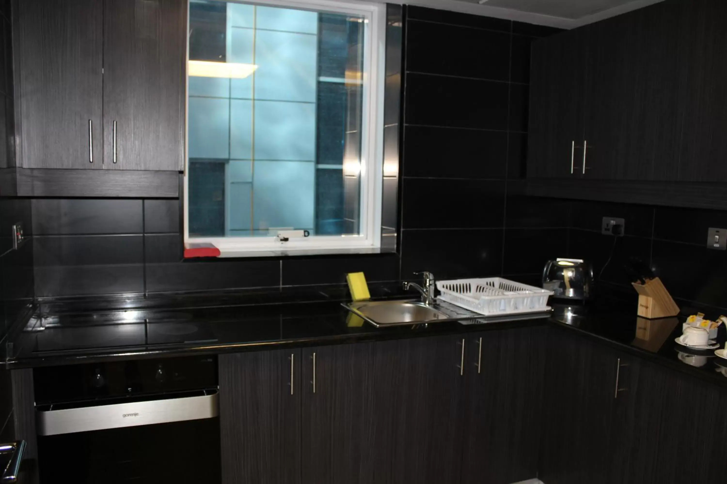 Kitchen or kitchenette, Kitchen/Kitchenette in Al Diar Sawa Hotel Apartments