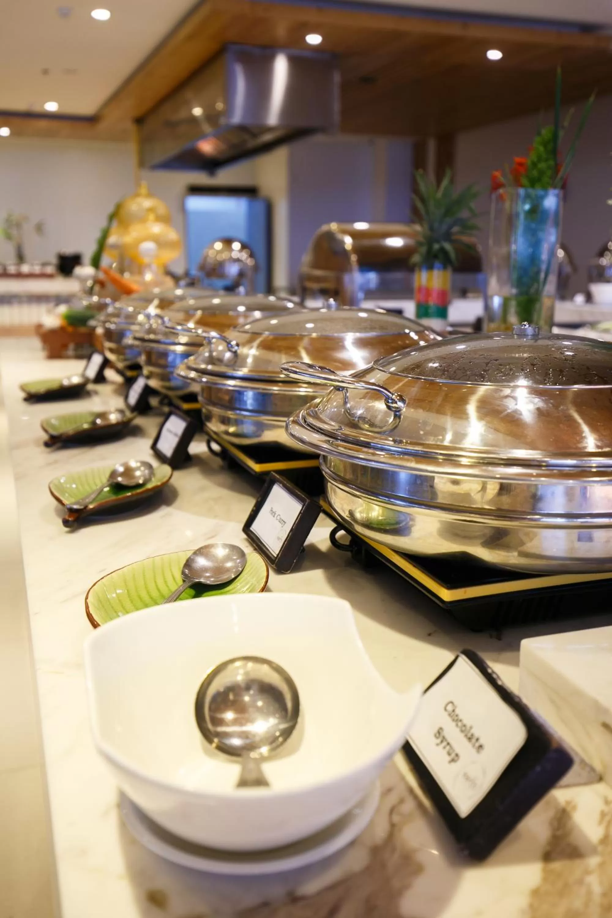 Restaurant/places to eat in Solea Mactan Resort