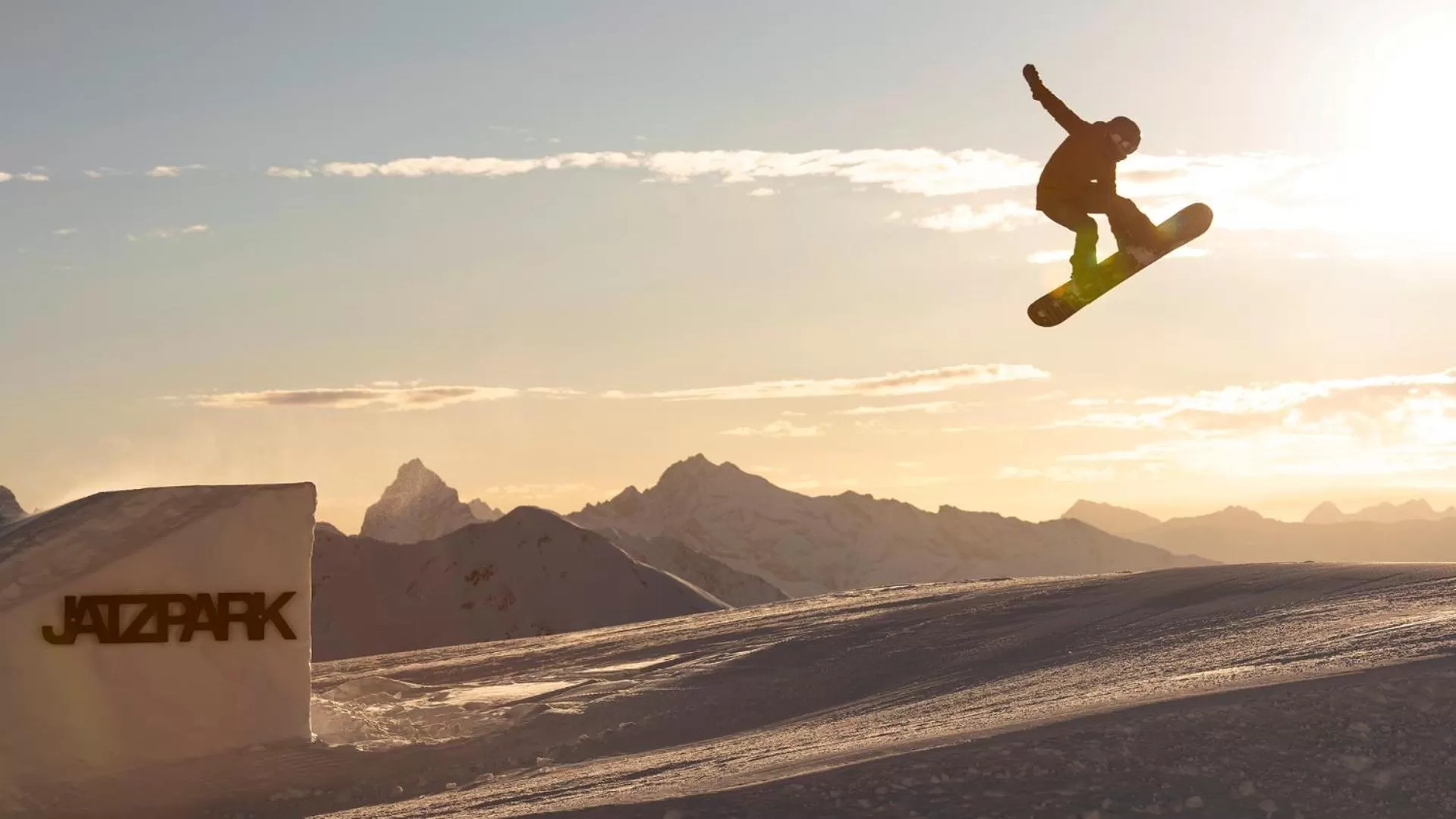 Skiing in Hotel Edelweiss
