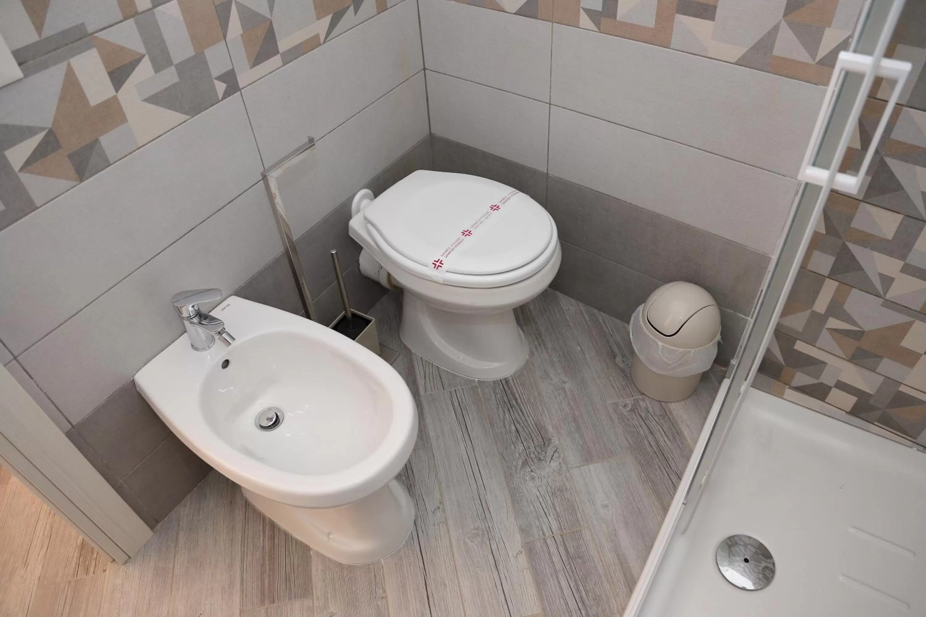 Bathroom in B&B Il Melograno Antico con Terrazza e Giardino