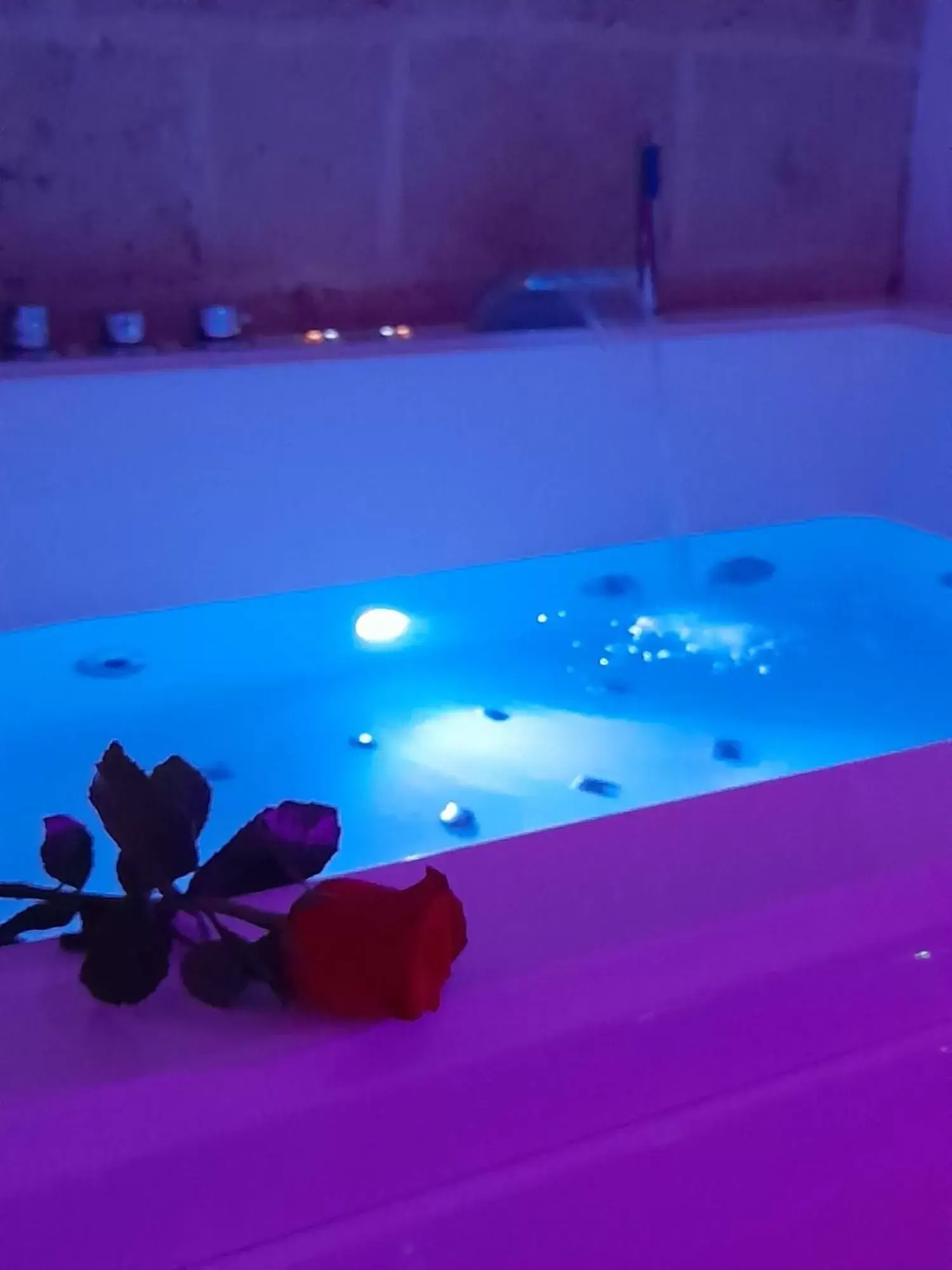 Hot Tub, Bathroom in Recinto antico Sweet Rooms