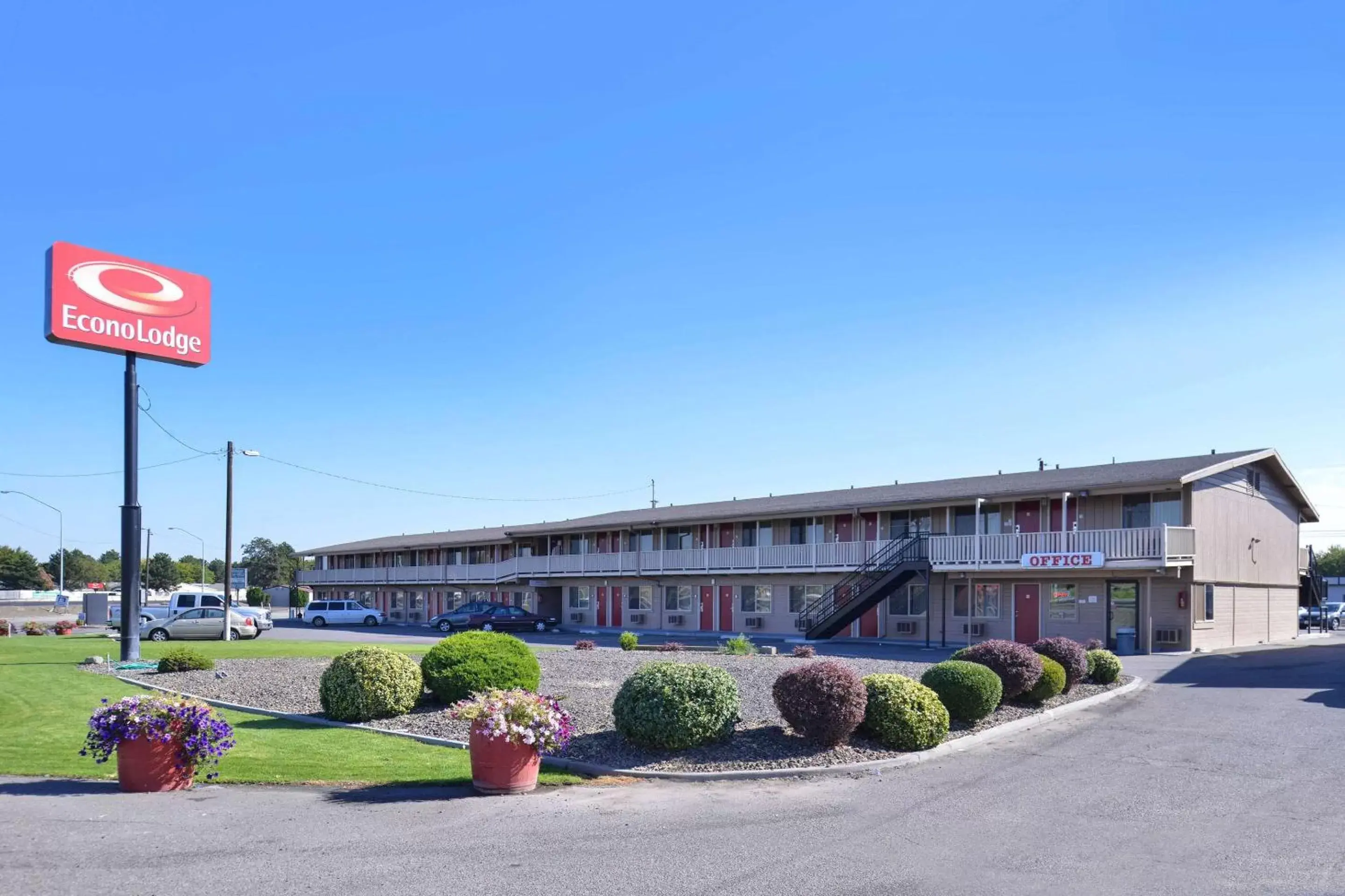 Property Building in Econo Lodge Kennewick