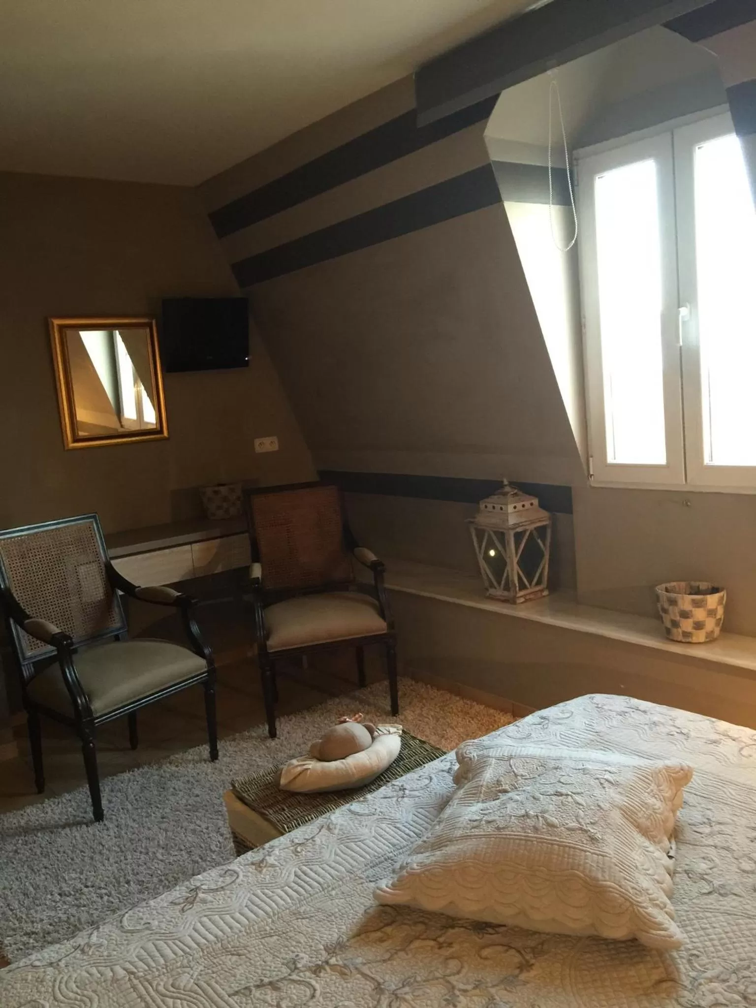 Day, Bed in MARGOT'L