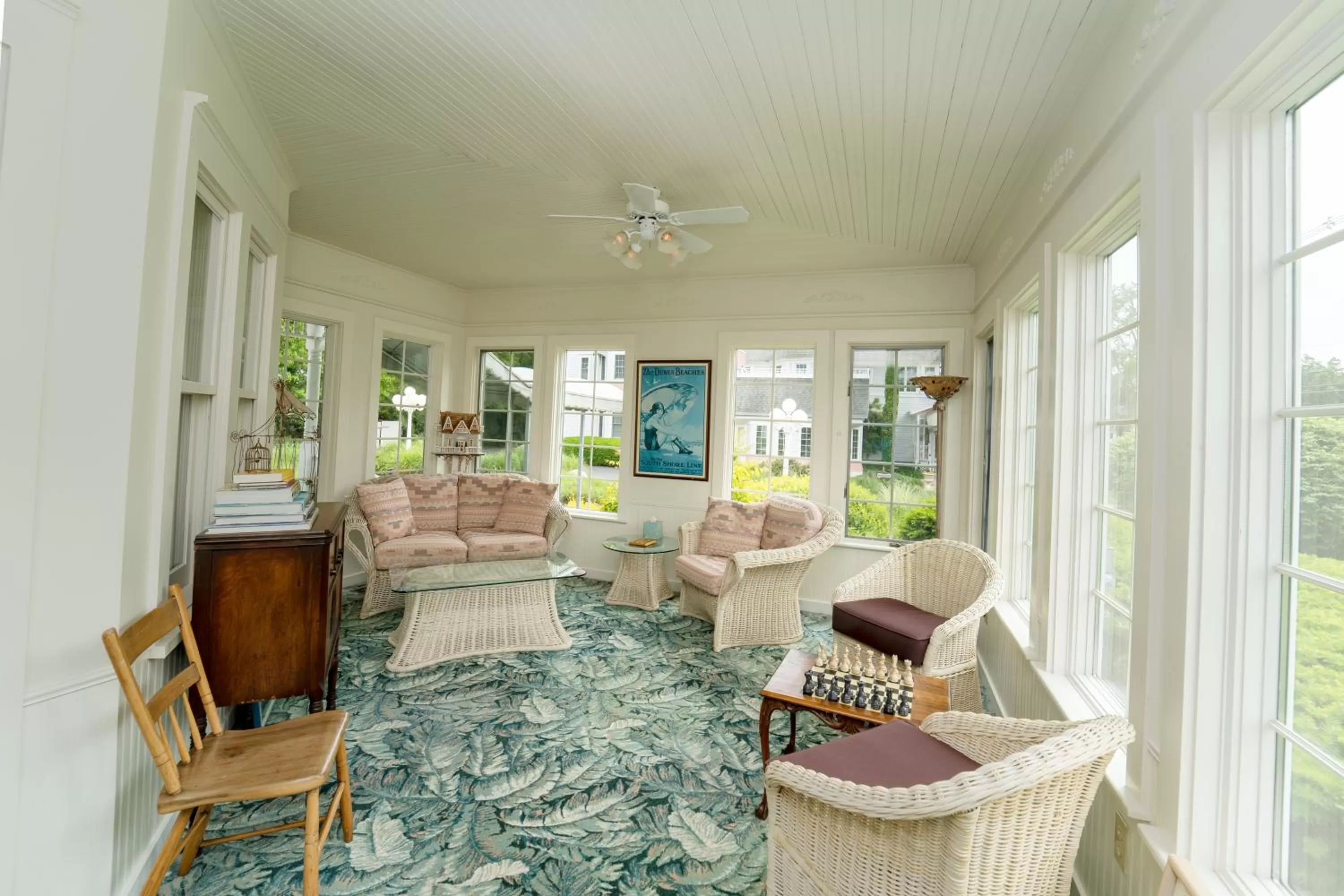Seating area in Yelton Manor Bed and Breakfast