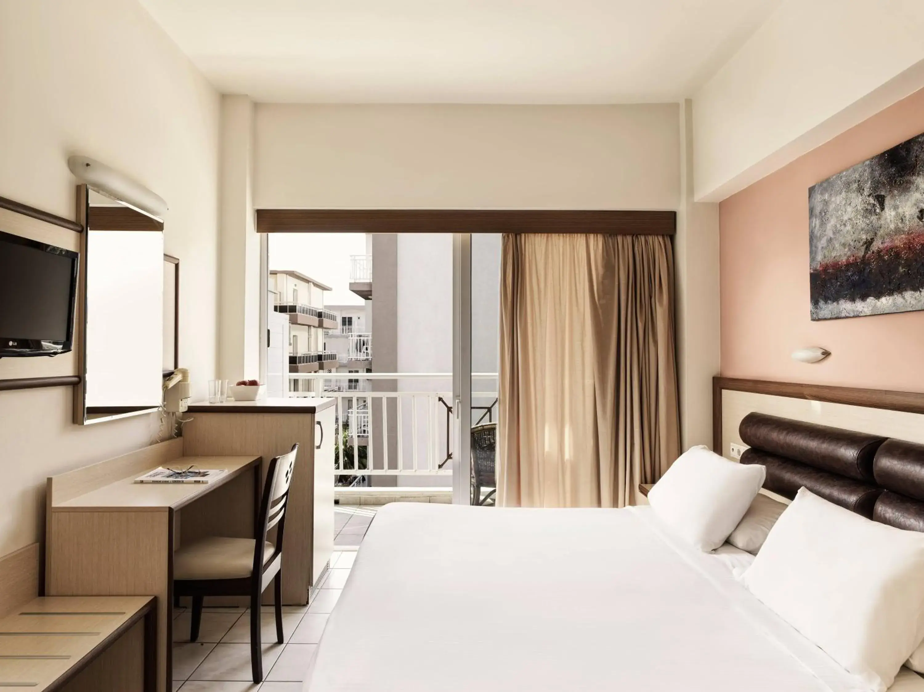 Single Room in Pearl Hotel Single Room in Pearl Hotel