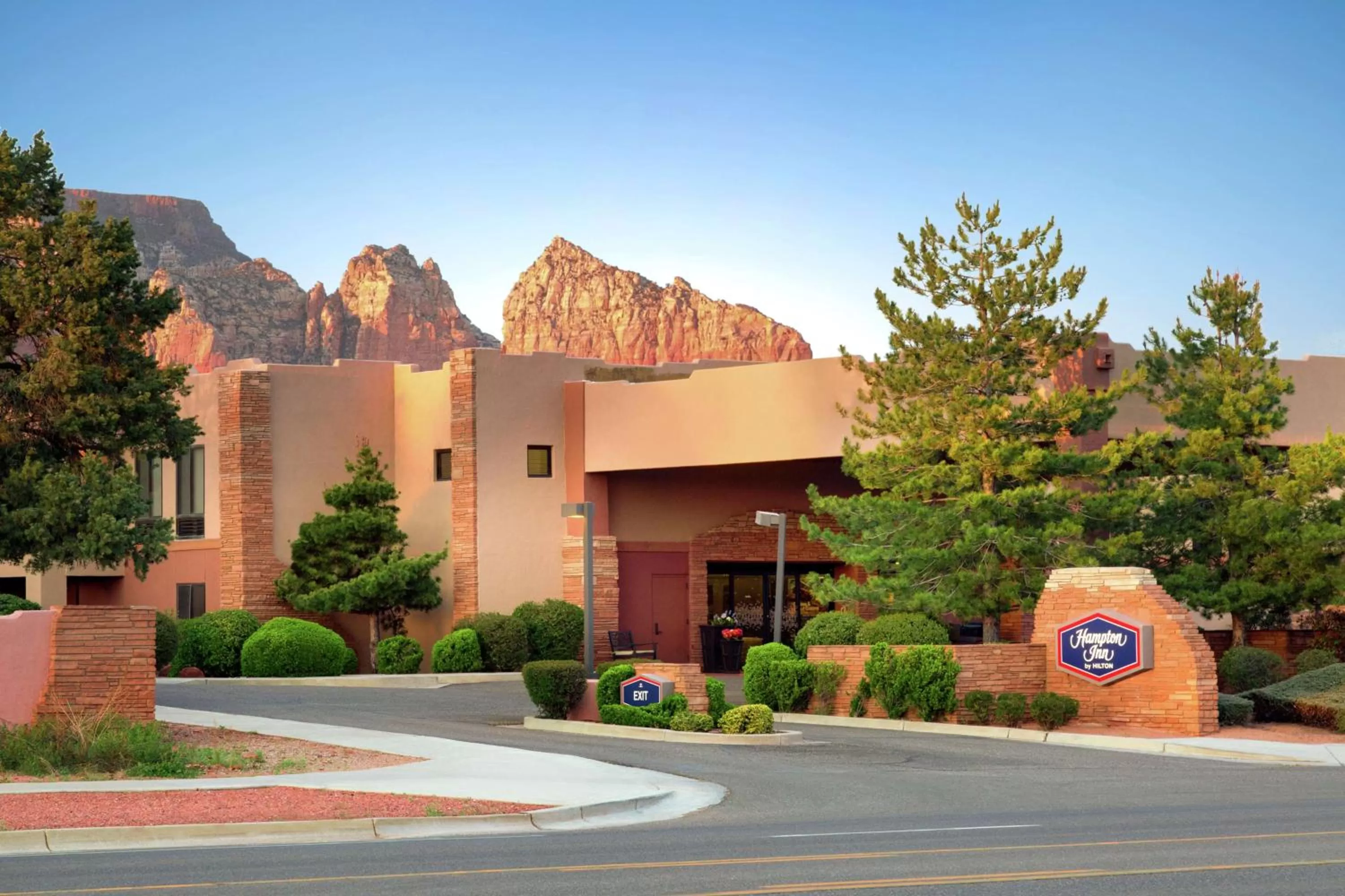 Property building in Hampton Inn Sedona