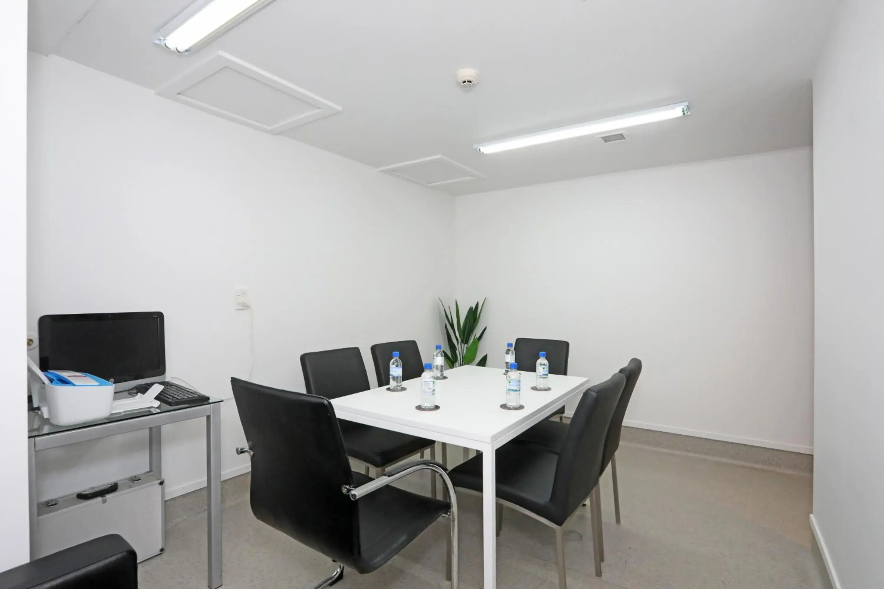 Meeting/conference room in Quality Suites Central Square